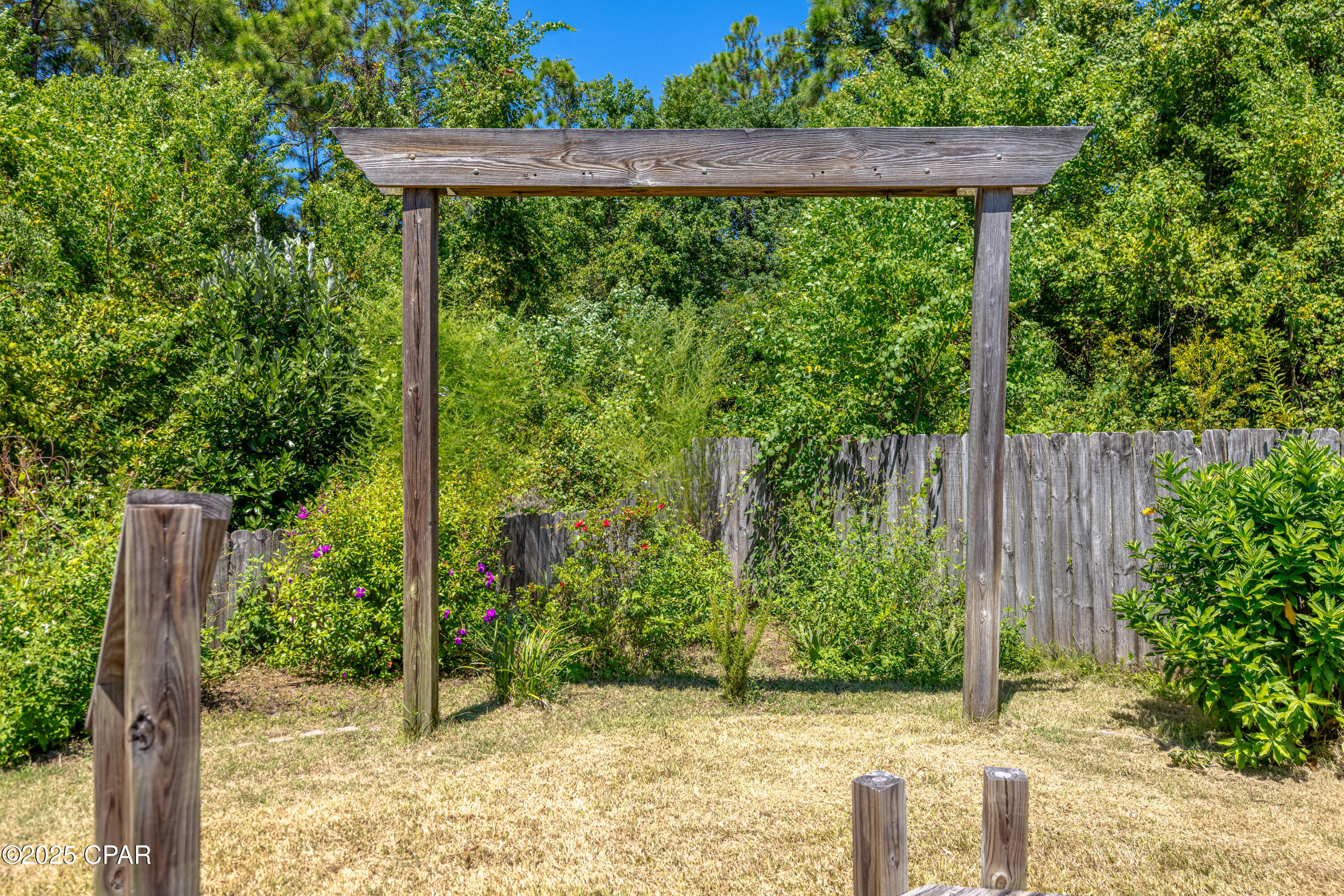 Image 10 For 809 J R Arnold Court