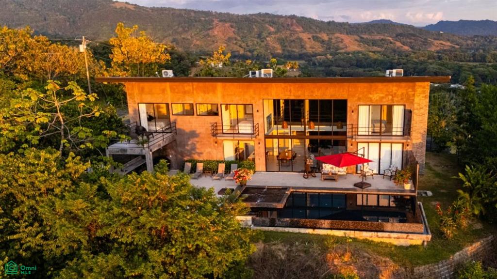 4 bed Single Family Homes For Sale in Garabito, Puntarenas - 1