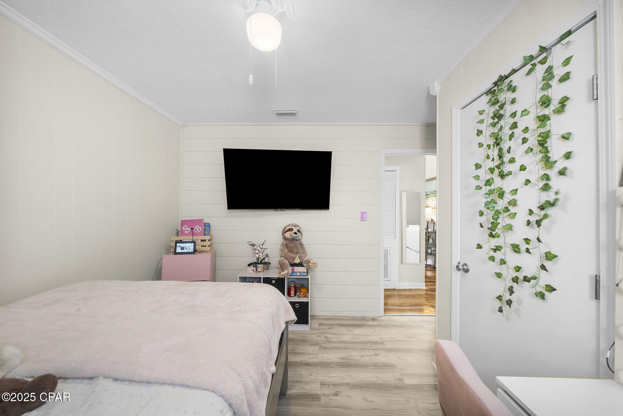 Image 19 For 500 Pinetree Drive