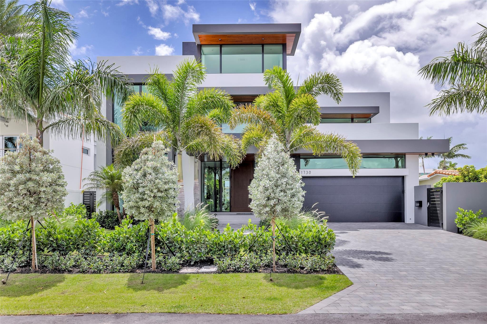 Homes for sale in Fort Lauderdale, FL | 1730 Se 13Th St, Fort Lauderdale, FL 33316 | MLS# F10526397