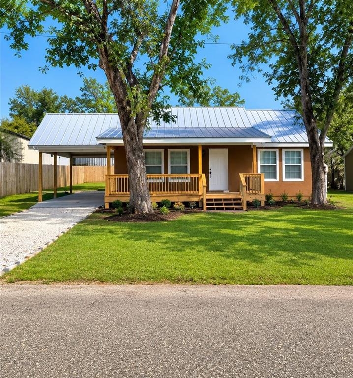 Photo 1 of Single family home for sale at 1201 16th Ave, Franklinton, LA 70438 | MLS# 2521599 | Listing updated on 2026-10-10