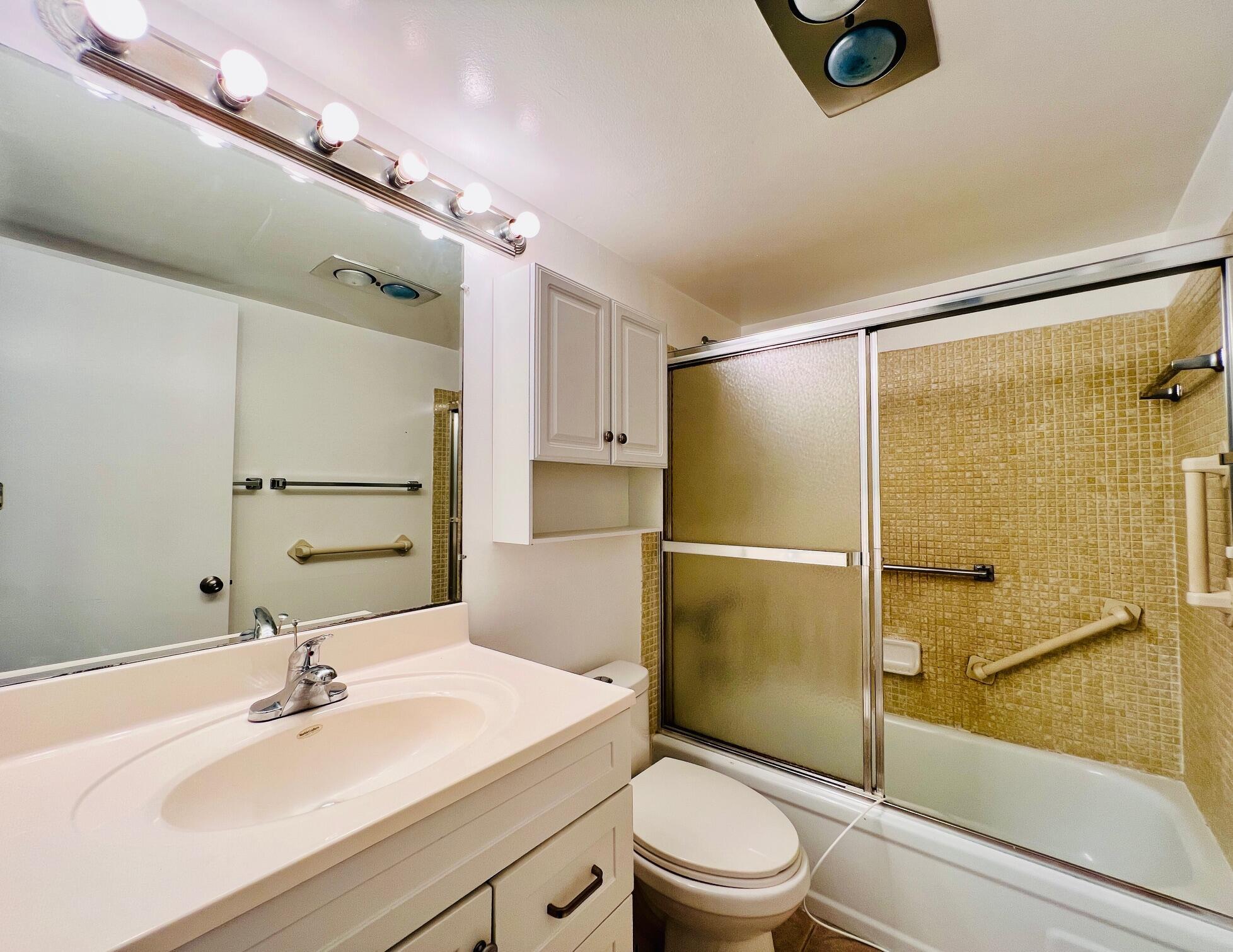 Homes for sale in West Palm Beach, FL | 123 Camden F, West Palm Beach, FL 33417 | MLS# R11123727