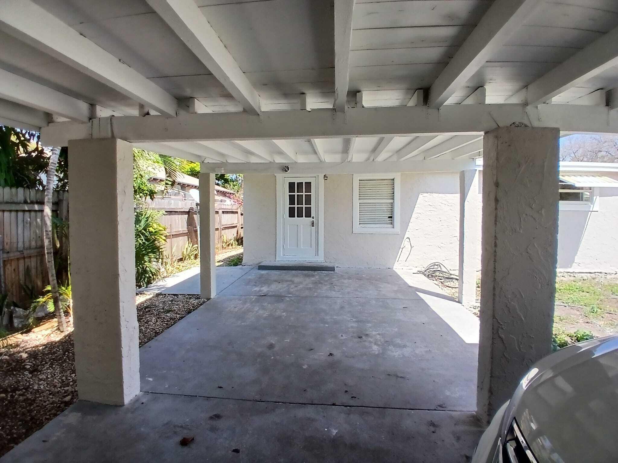 Homes for sale in West Palm Beach, FL | 5815 Garden Avenue, West Palm Beach, FL 33405 | MLS# R11123735