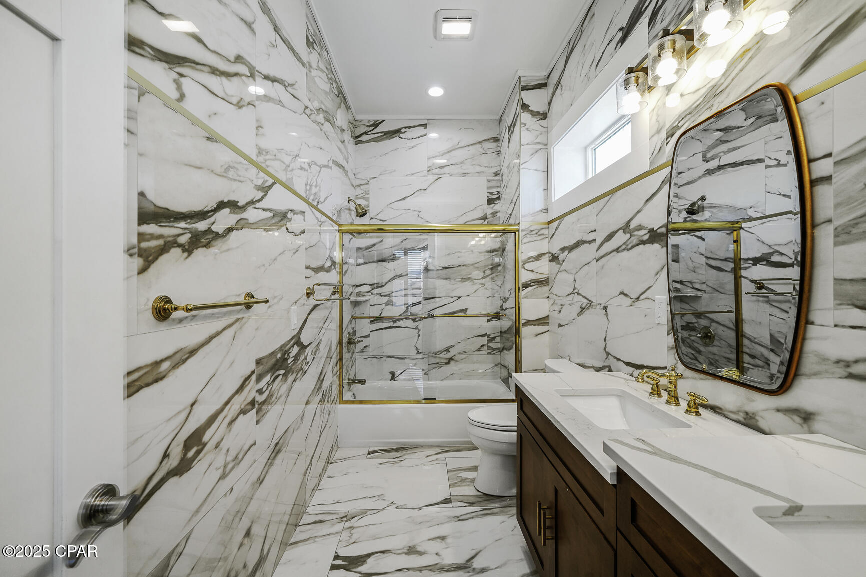 Listing photo id 34 for 149 Sapodilla Lane