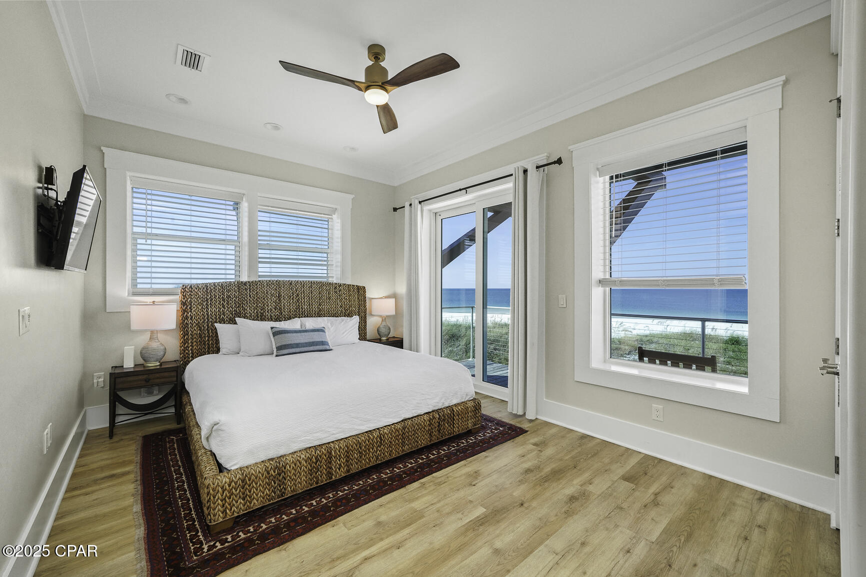 Listing photo id 36 for 149 Sapodilla Lane