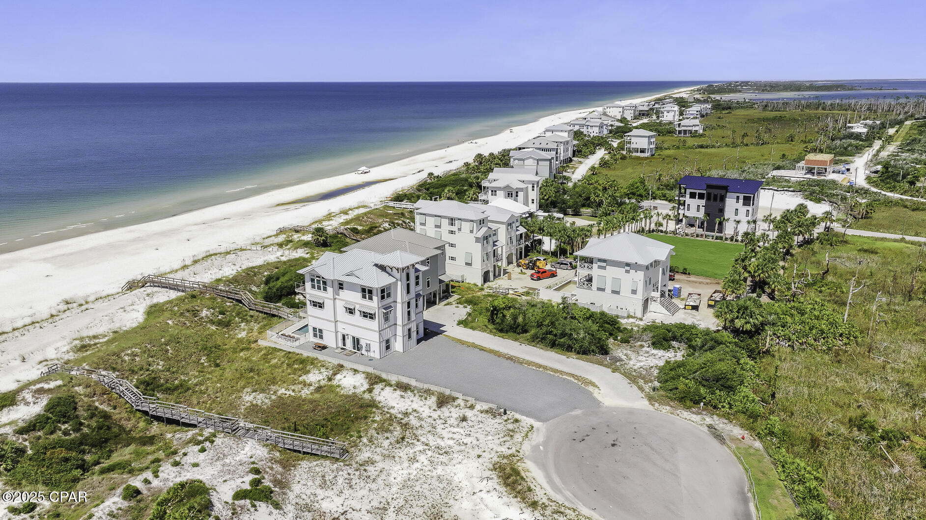 Listing photo id 93 for 149 Sapodilla Lane