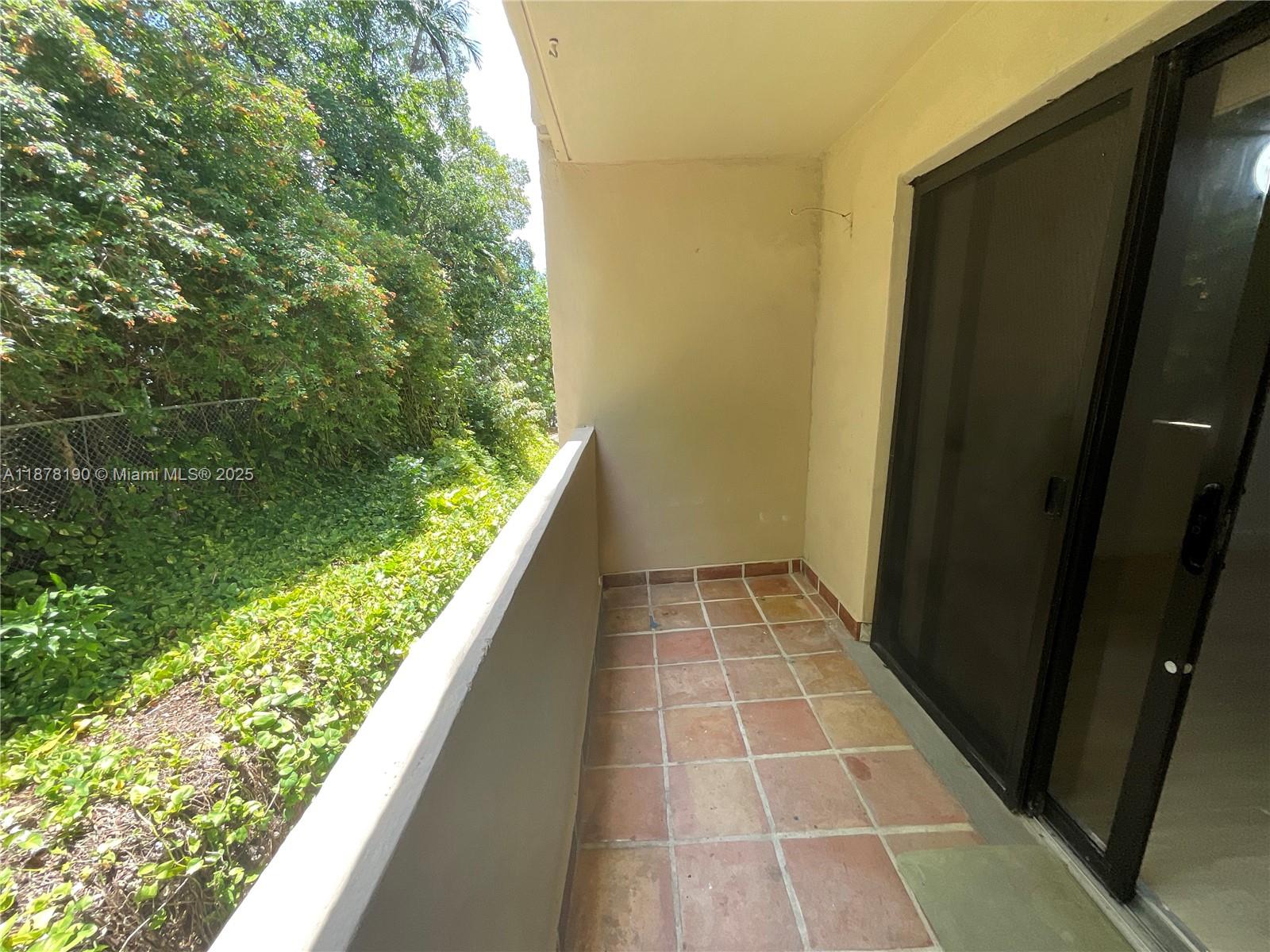 2201 Brickell Ave #25, Miami FL 33129