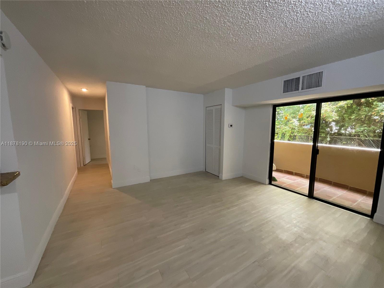 2201 Brickell Ave #25, Miami FL 33129