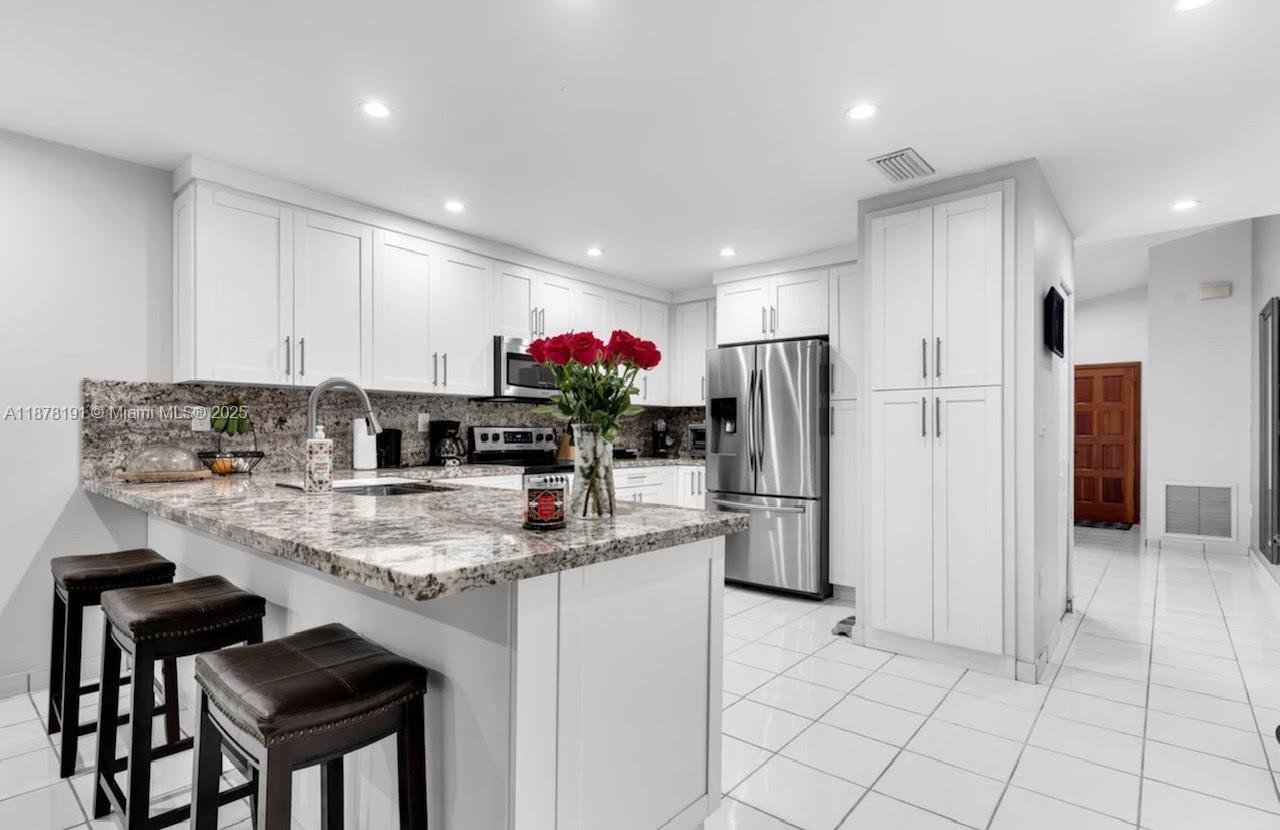 Bird Lakes South Sec 2