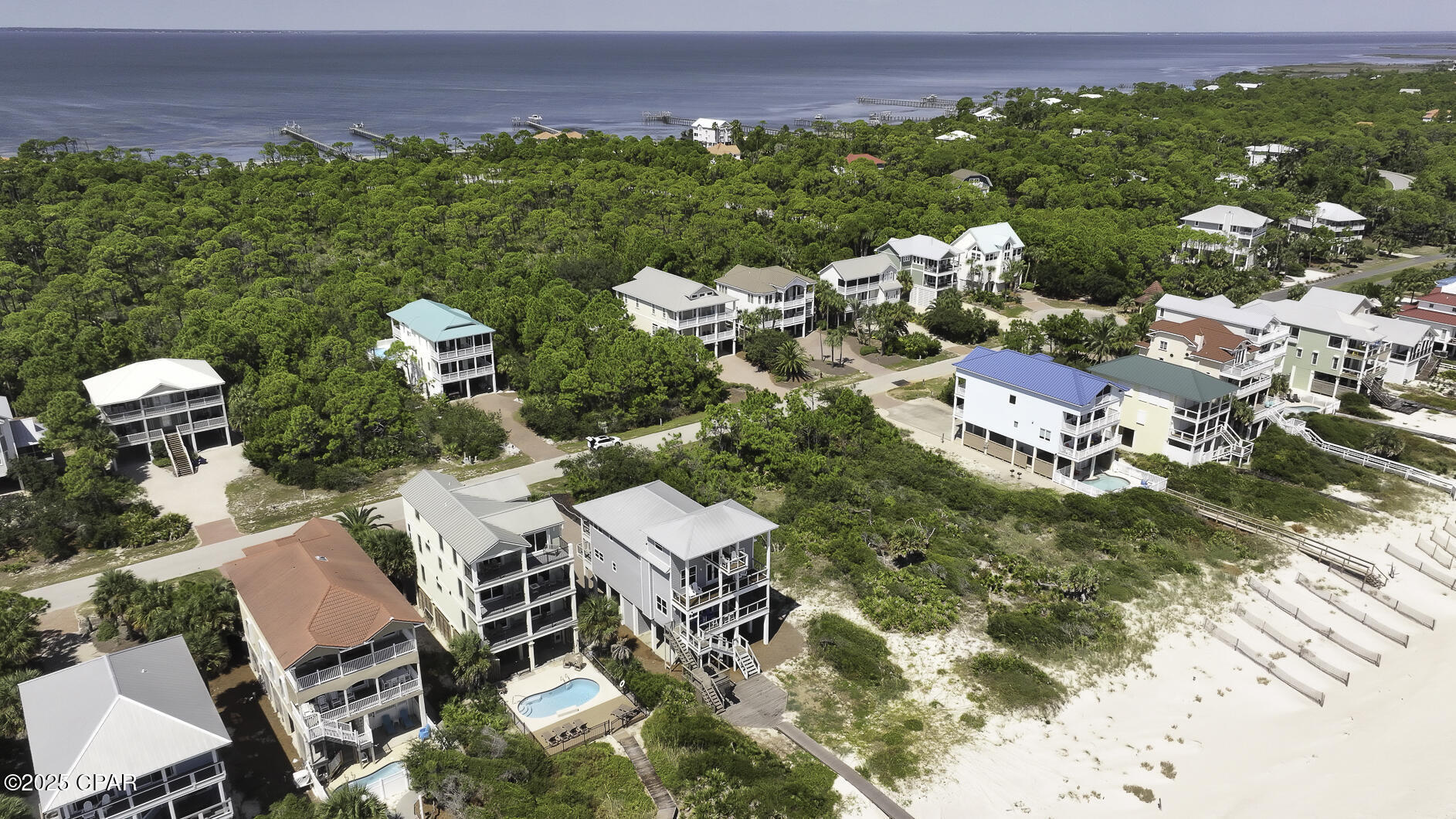 Listing photo id 13 for 2240 Sailfish Drive