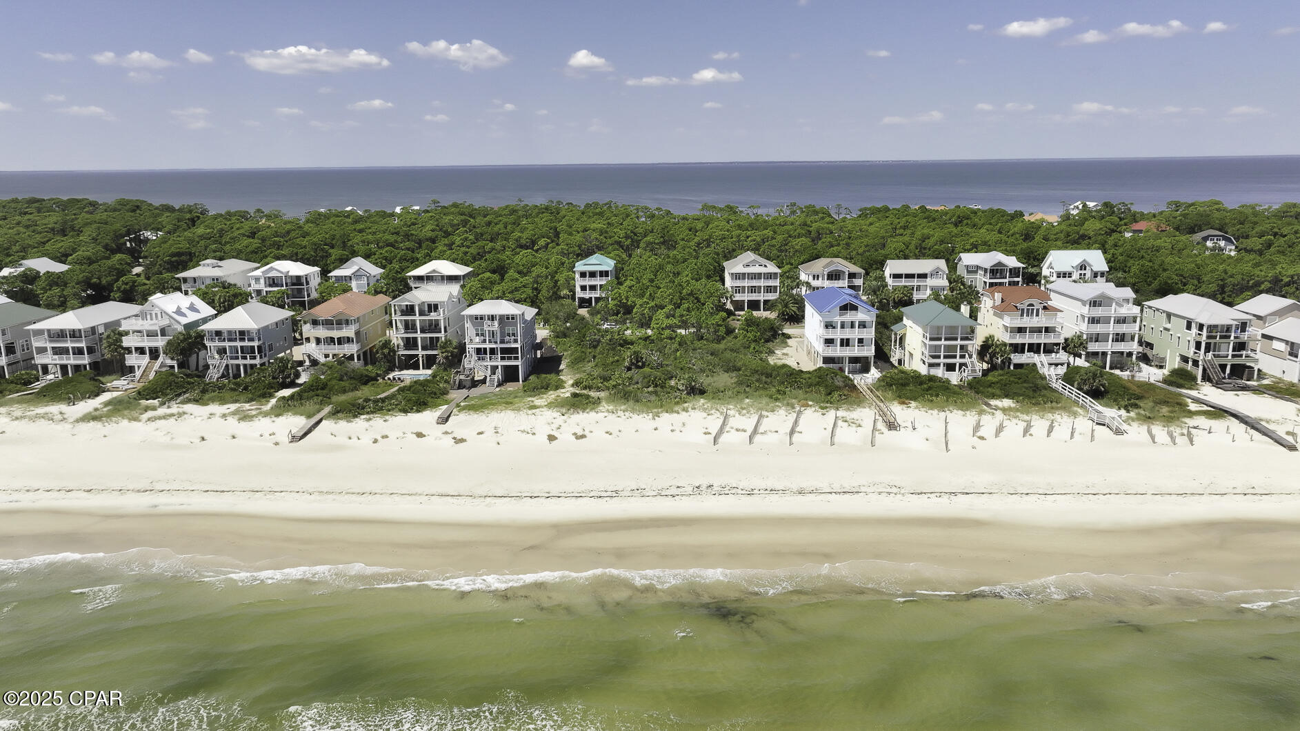 Listing photo id 15 for 2240 Sailfish Drive
