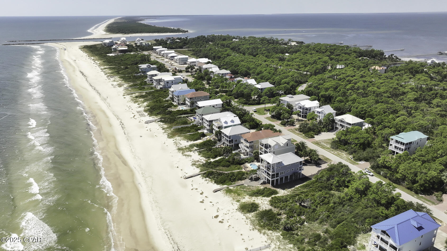 Listing photo id 18 for 2240 Sailfish Drive
