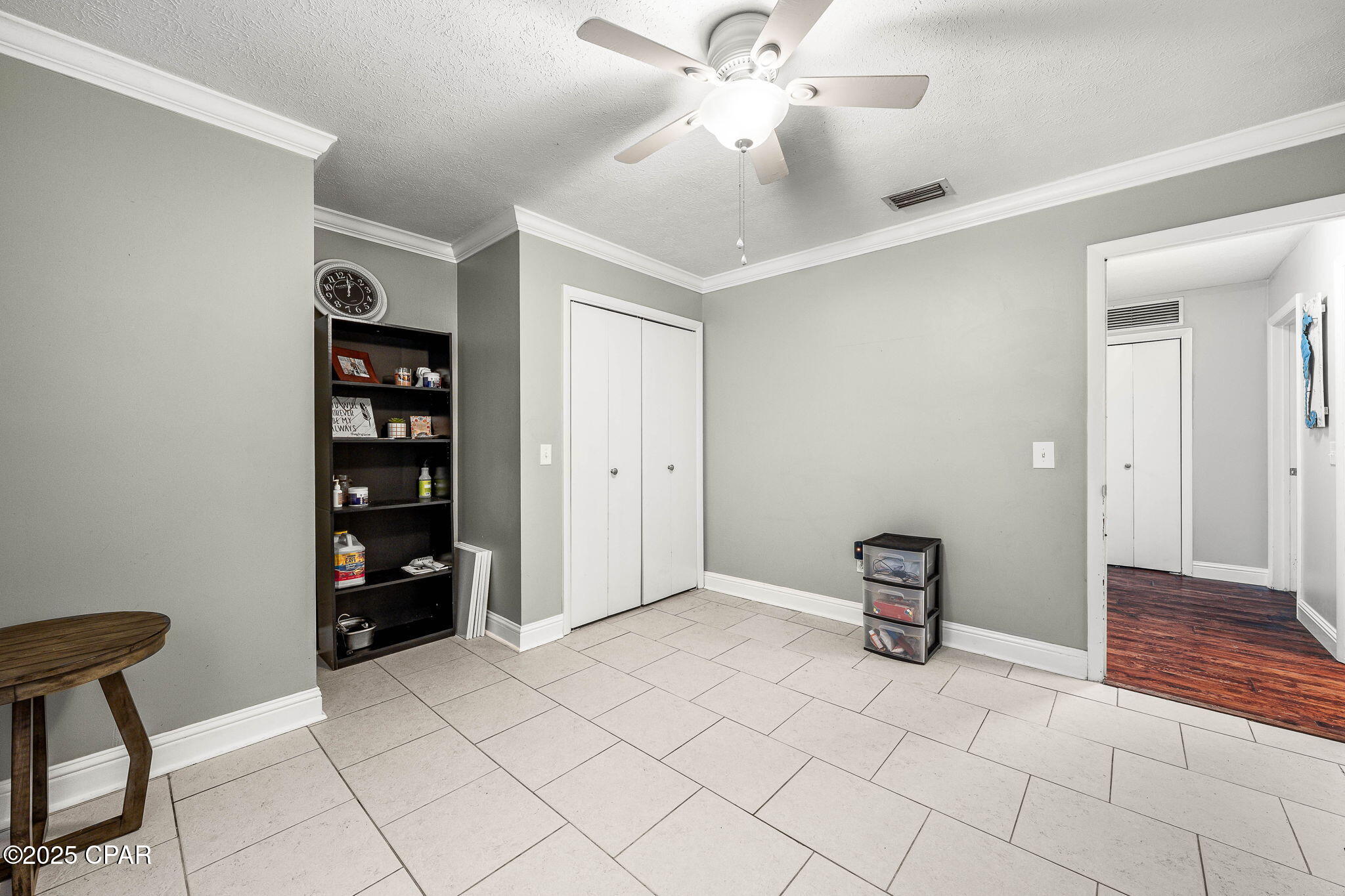 Image 18 For 3701 Lee Street A&b