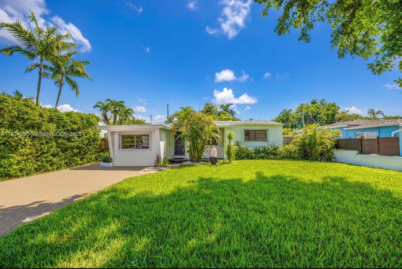 Central Golf Sec Of Holly