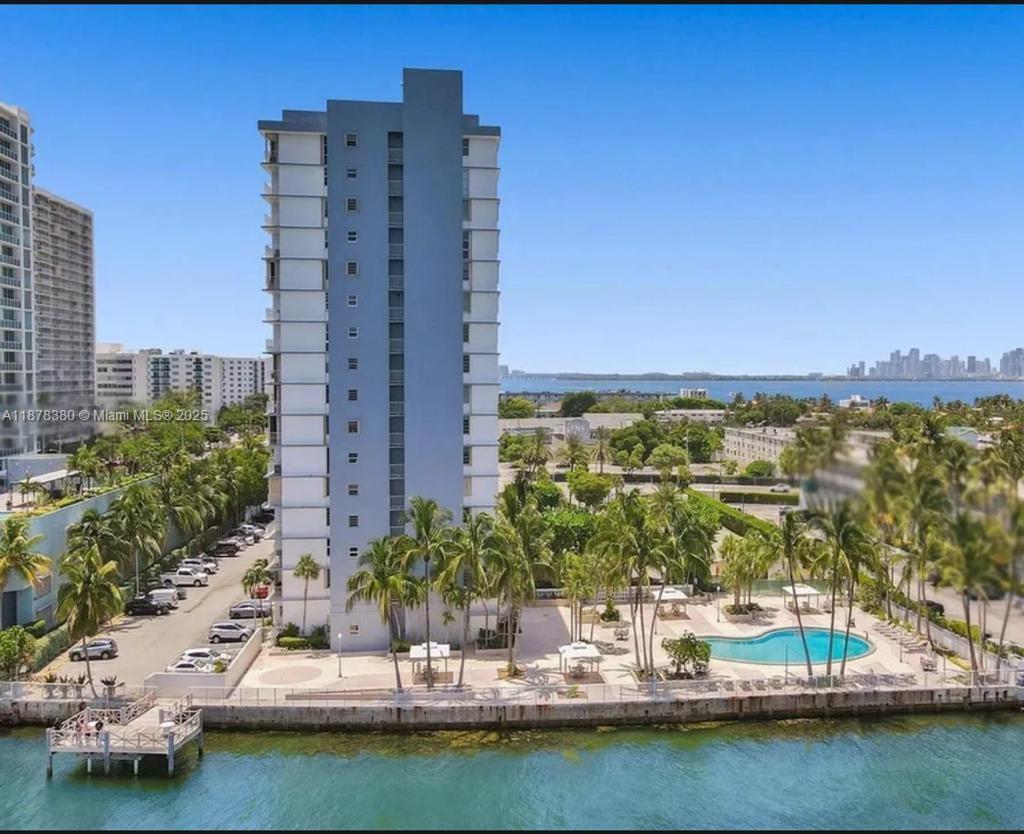 Kennedy House Condo