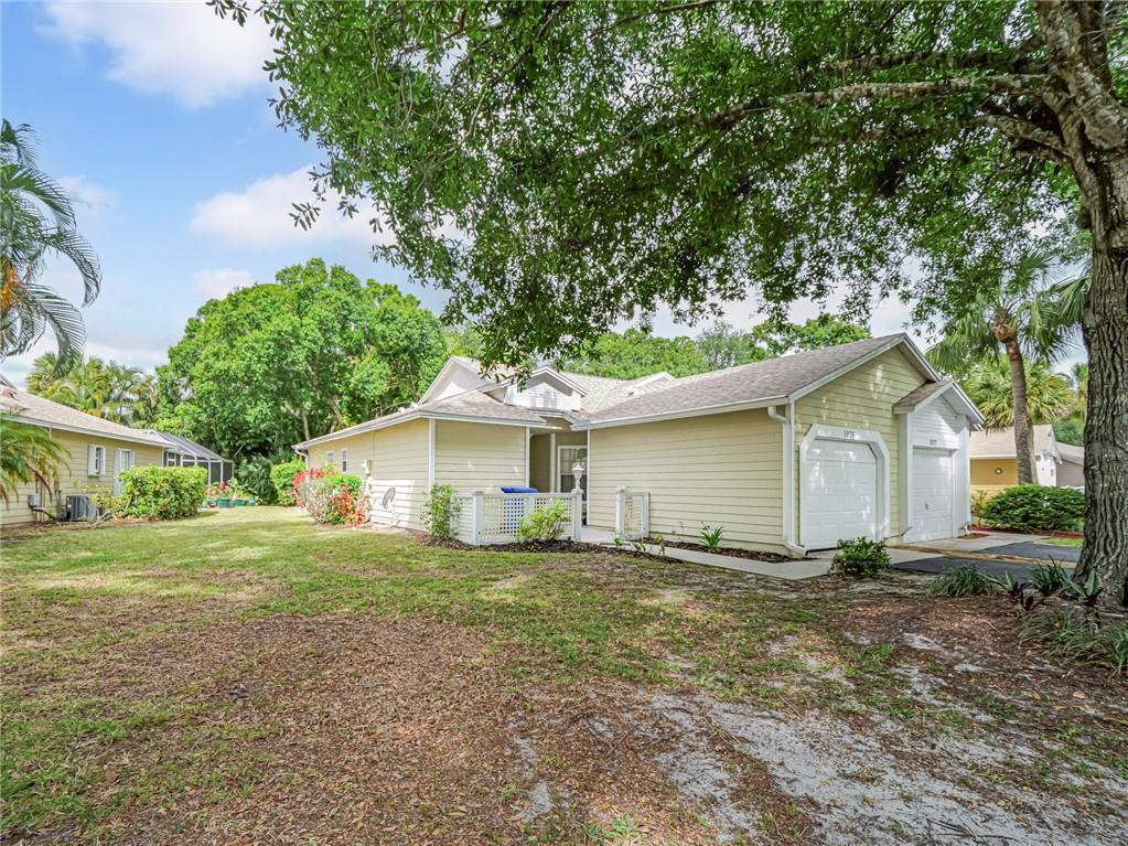 Homes for sale in Vero Beach, FL | 1875 Sixty Oaks Lane, Vero Beach, FL 32966 | MLS# R11123957