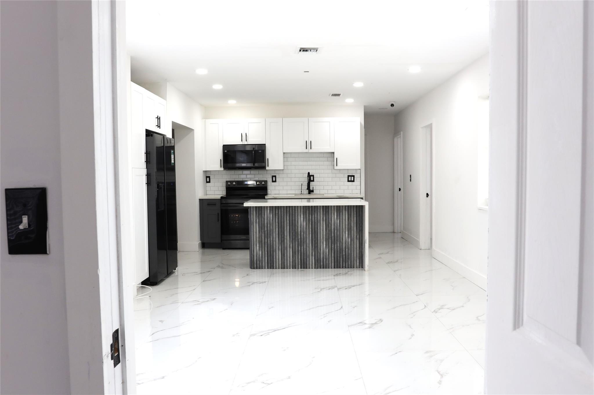 Homes for sale in Miami, FL | 3075 Nw 68Th St, Miami, FL 33147 | MLS# F10526341