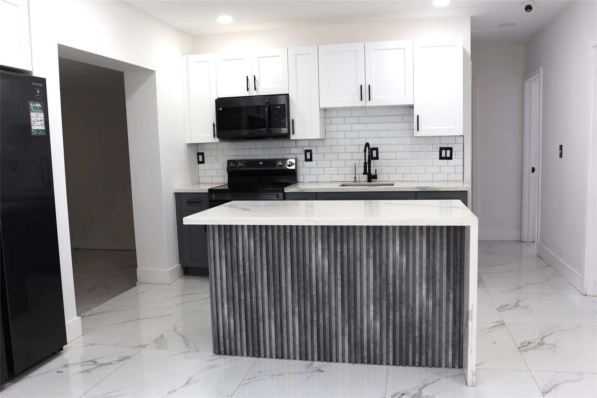 Homes for sale in Miami, FL | 3075 Nw 68Th St, Miami, FL 33147 | MLS# F10526341