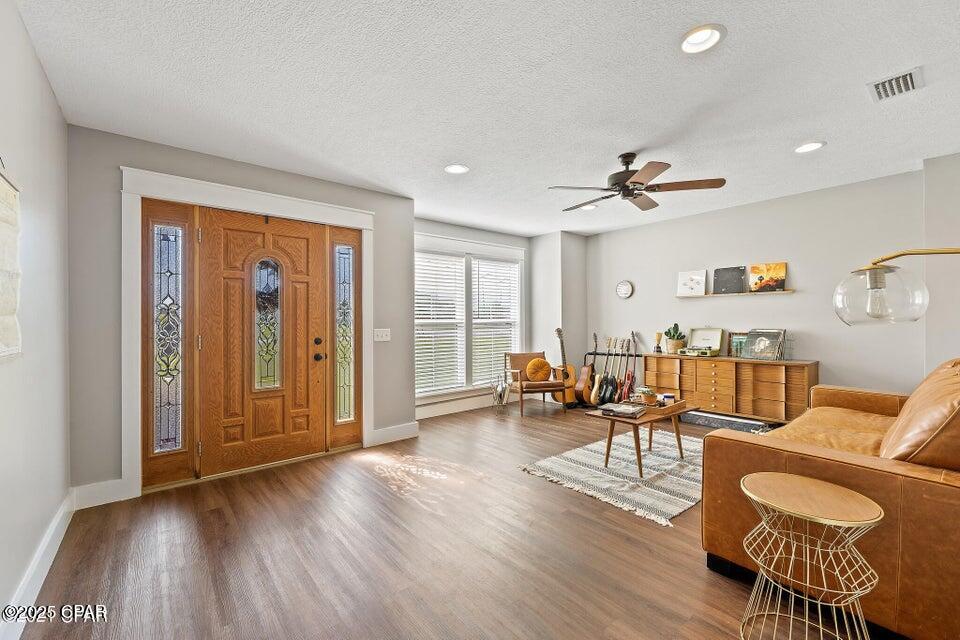 Image 3 For 3111 Wood Valley Road