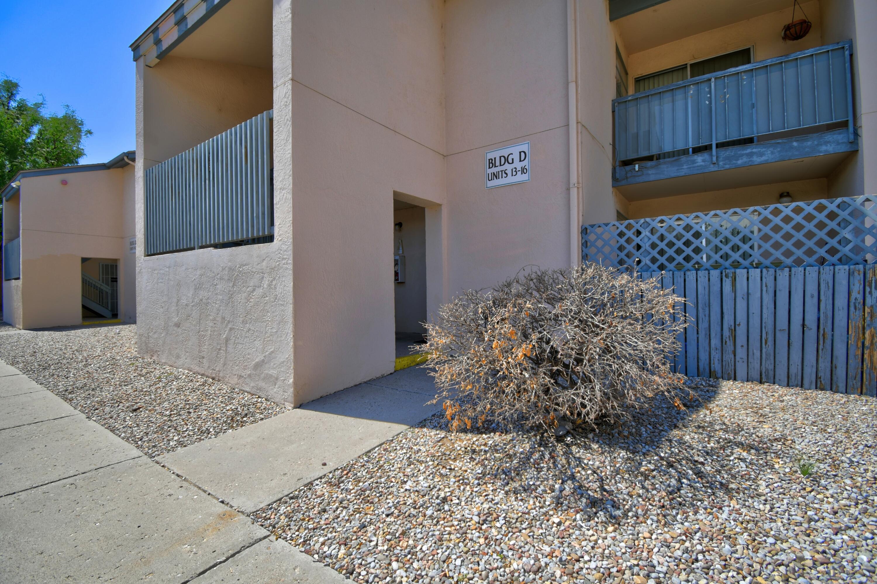 Homes for sale in Albuquerque, NM | 4601 Carlisle Blvd Ne #D16, Albuquerque, NM 87109 | MLS# 1091417