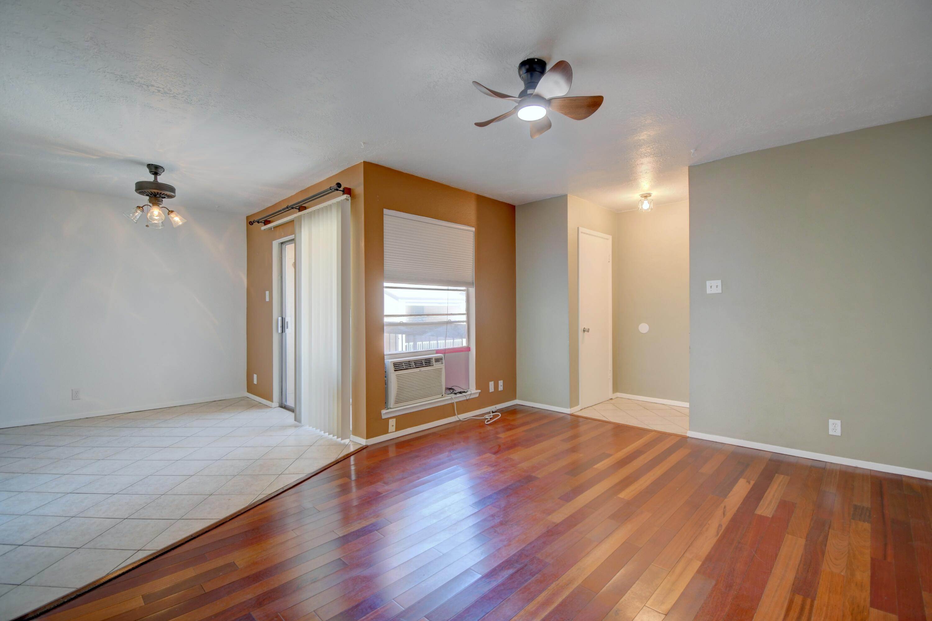 Homes for sale in Albuquerque, NM | 4601 Carlisle Blvd Ne #D16, Albuquerque, NM 87109 | MLS# 1091417