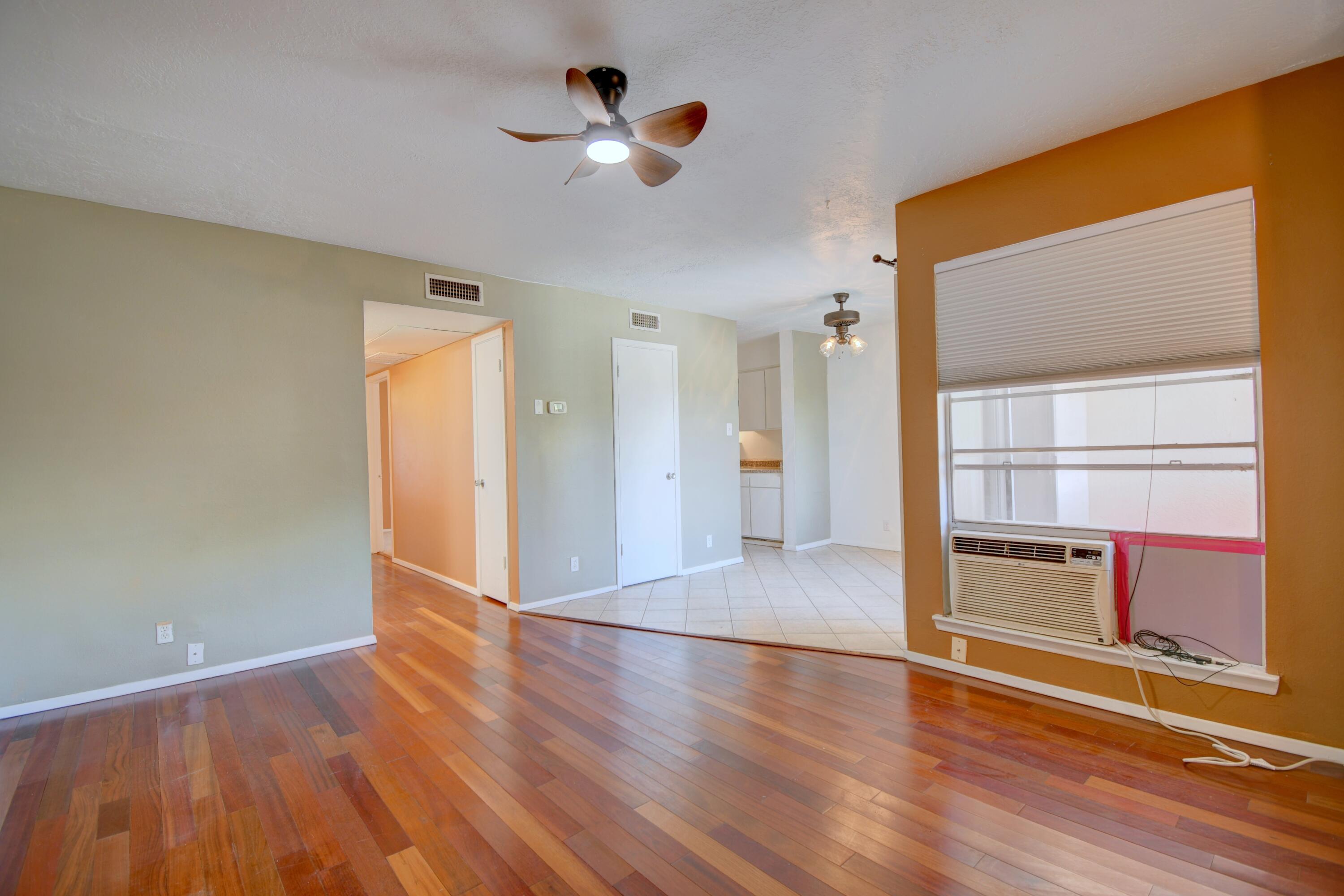 Homes for sale in Albuquerque, NM | 4601 Carlisle Blvd Ne #D16, Albuquerque, NM 87109 | MLS# 1091417