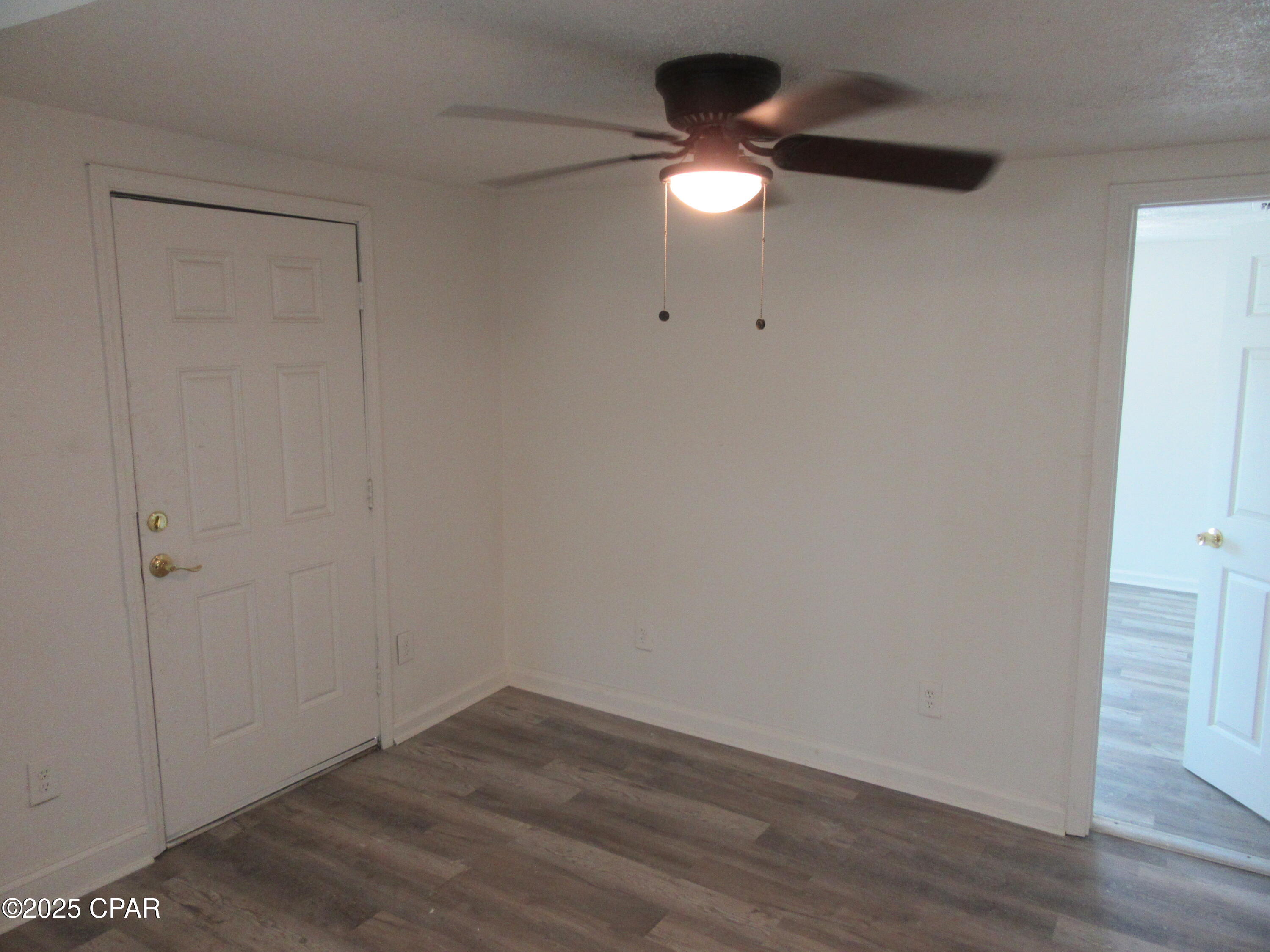 Image 7 For 237 Helen Avenue #c