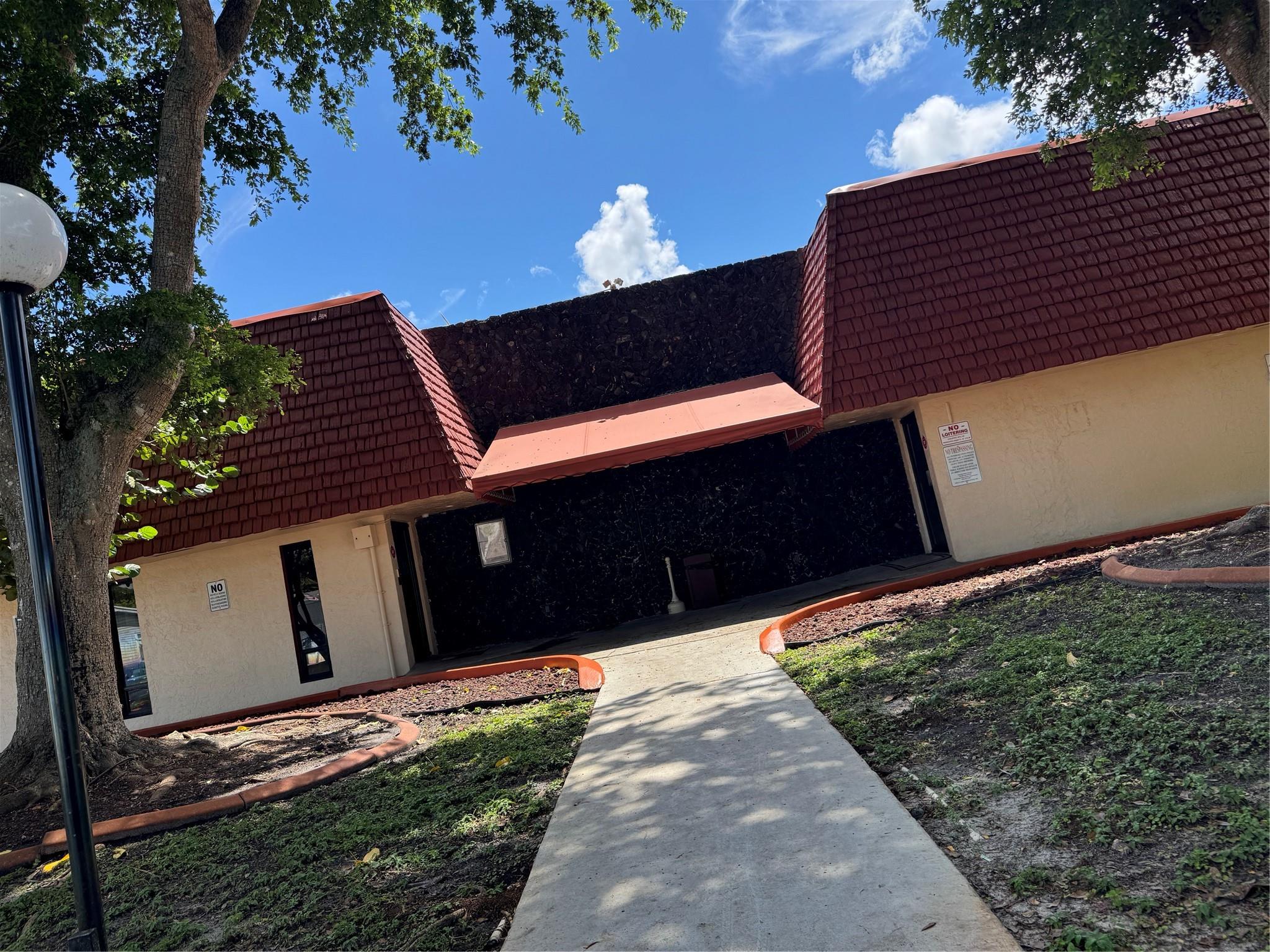 Homes for sale in Pembroke Pines, FL | 21861 Nw 2nd Ct, Pembroke Pines, FL 33029 | MLS# F10526558