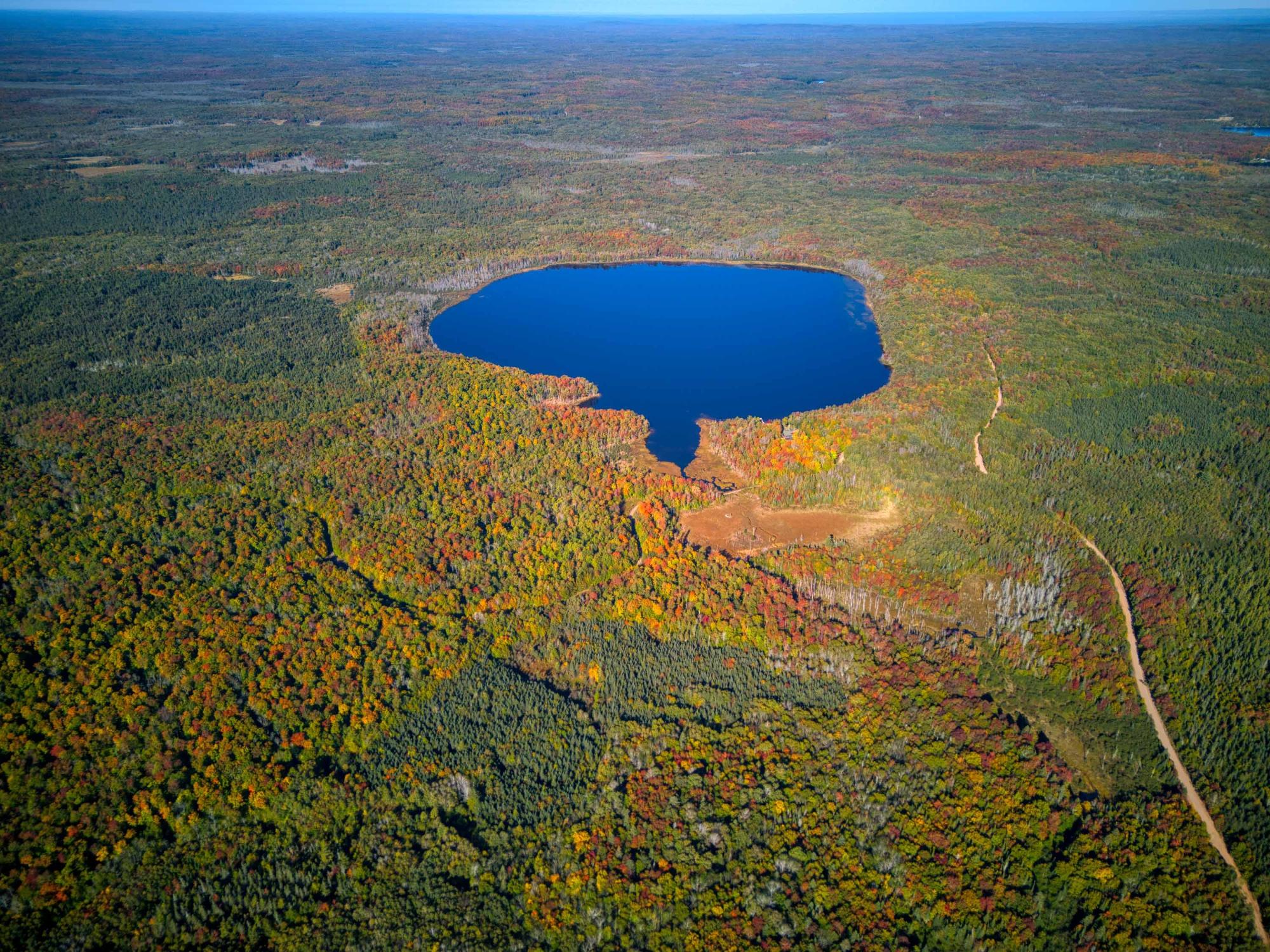 Undocumented Lake Property 6920 N Lake Six Rd Photo 3
