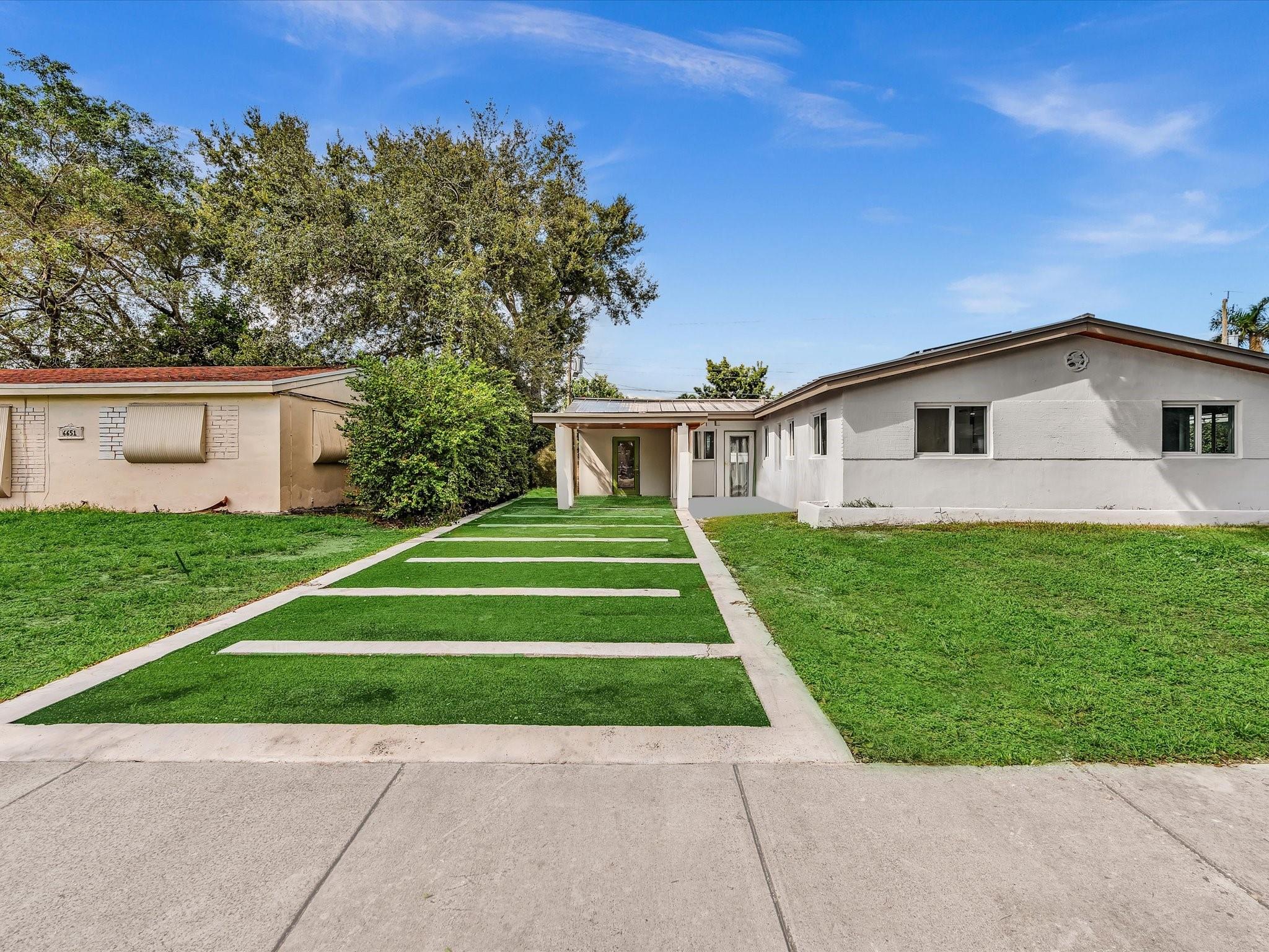 Palm Lane Villa 3 41-3 B