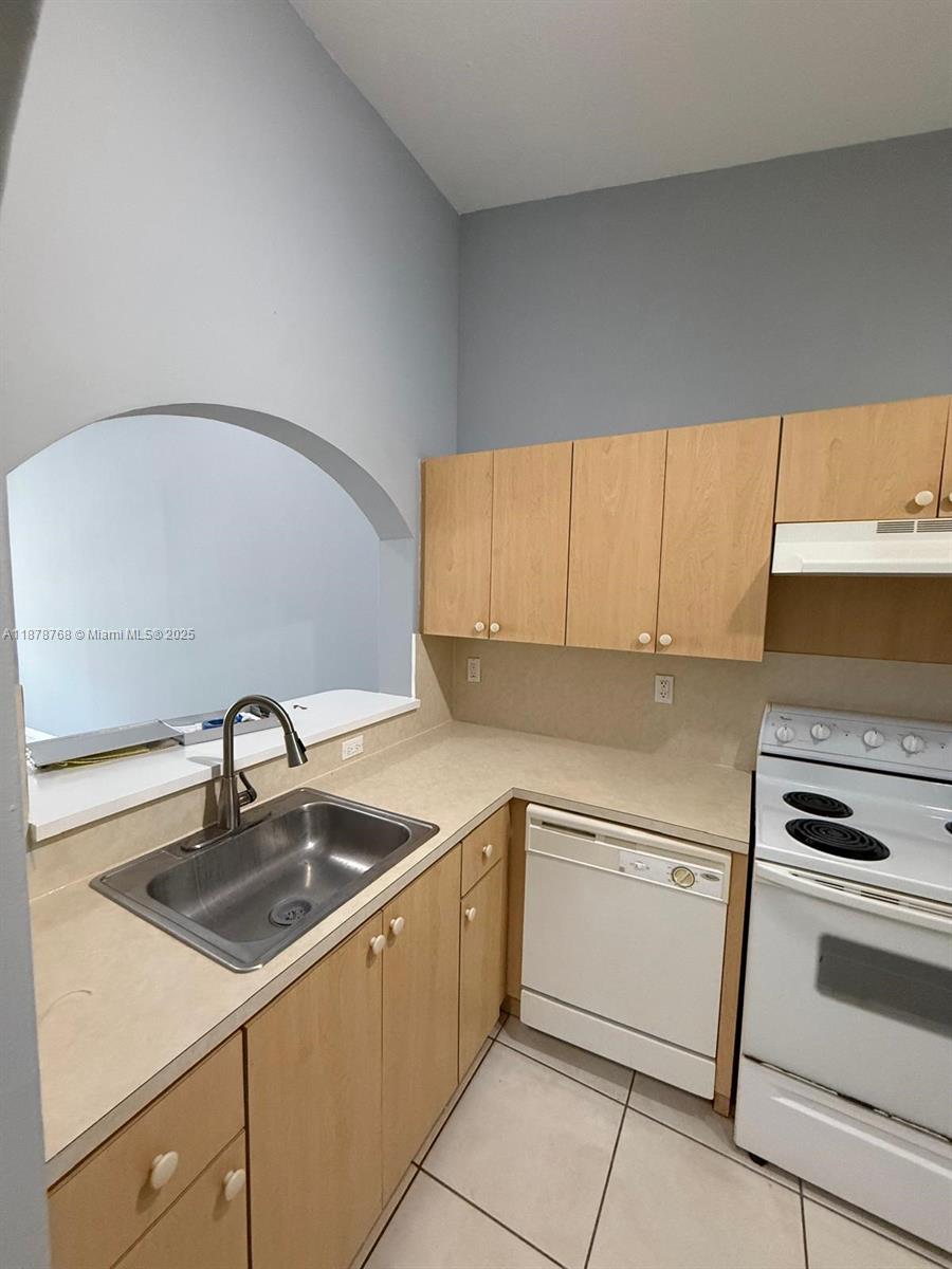 Venetia Gardens South Con