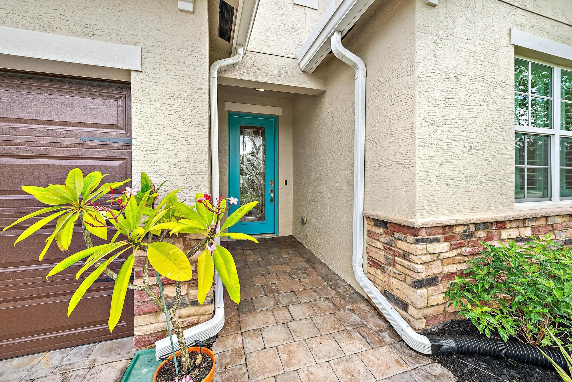 Homes for sale in Palm City, FL | 2570 Sw Berry Park Circle, Palm City, FL 34990 | MLS# R11124129