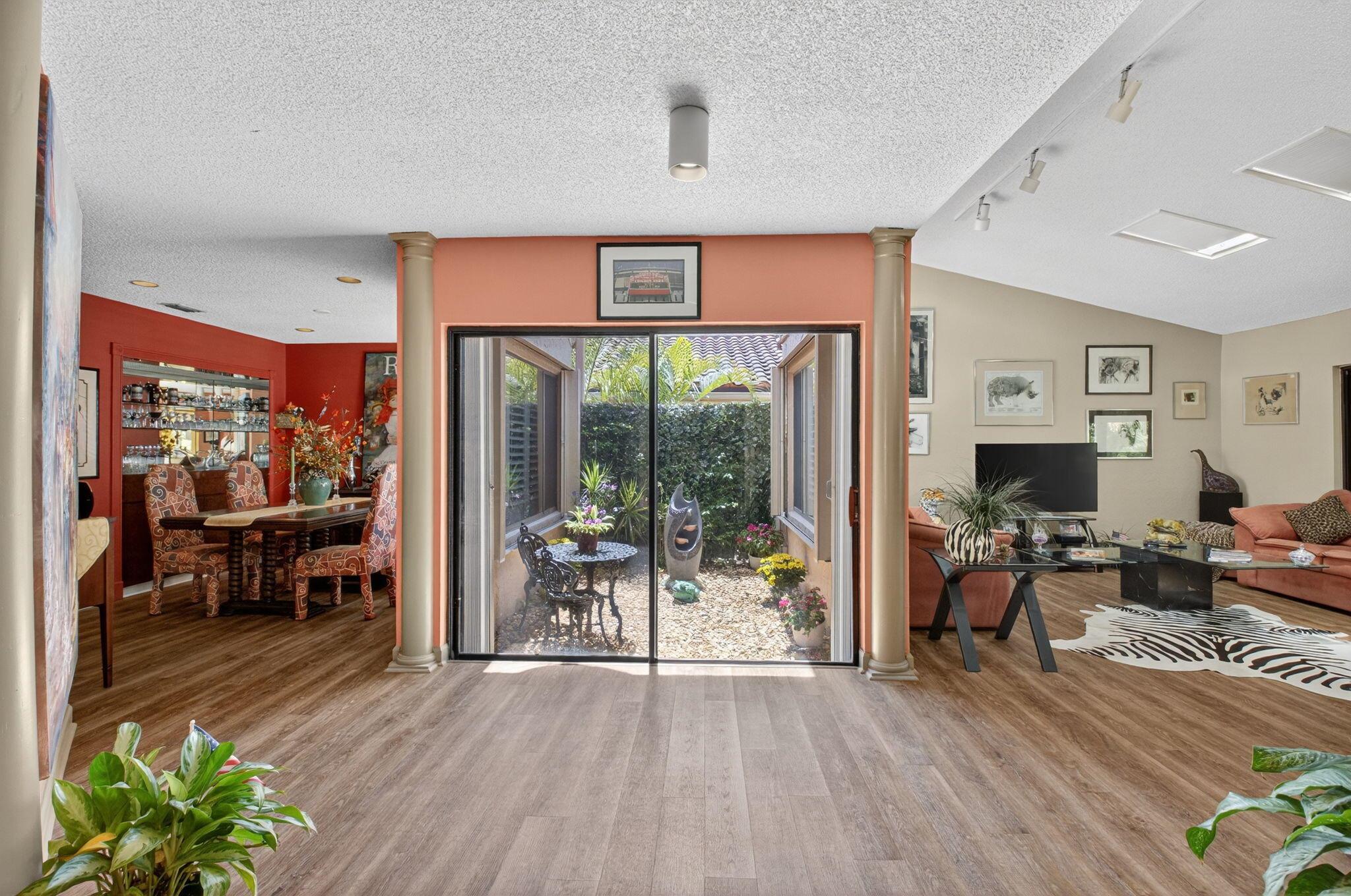 Indian Spring - Villas Of