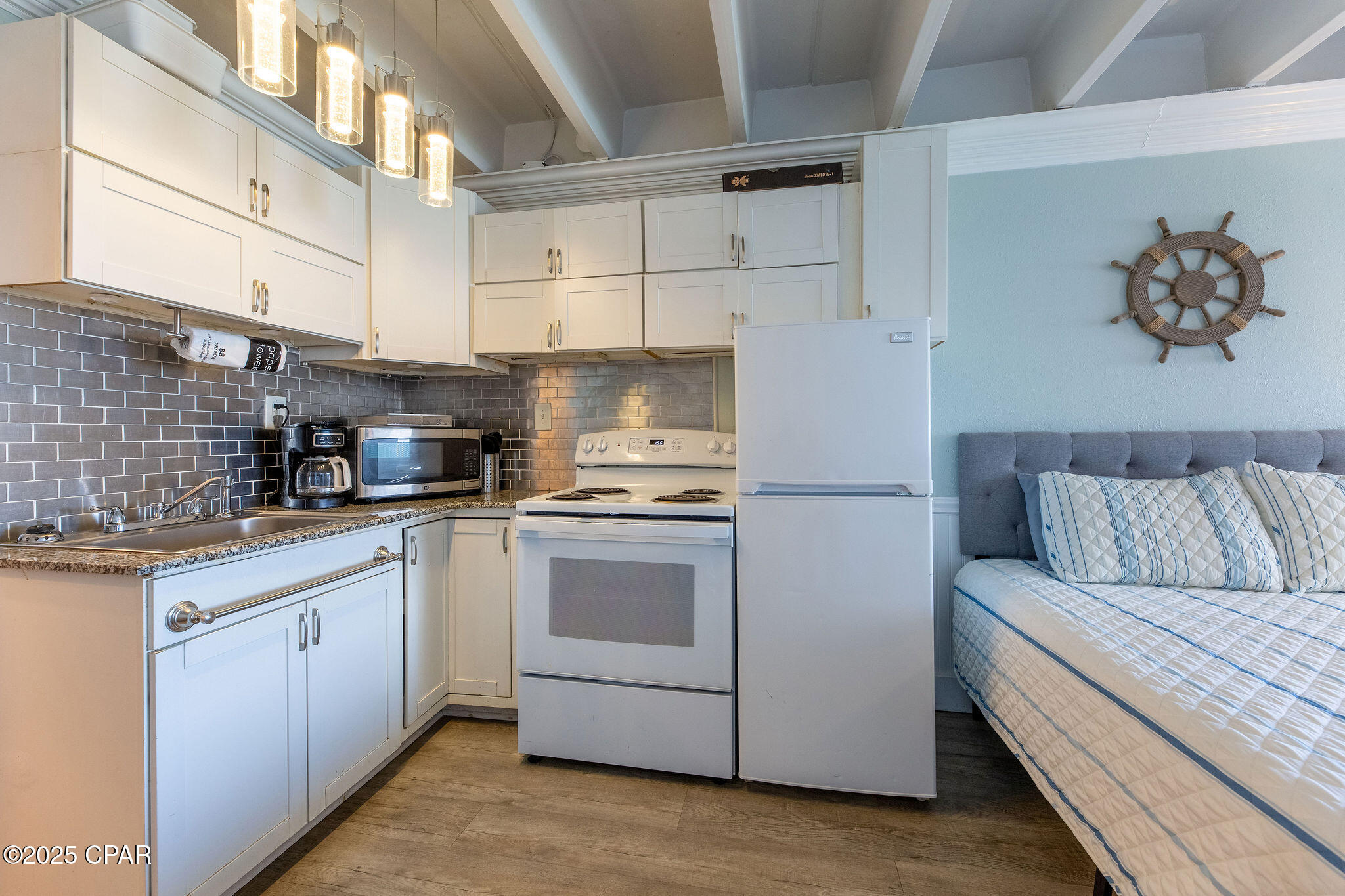 Image 8 For 14401 Front Beach Road 308