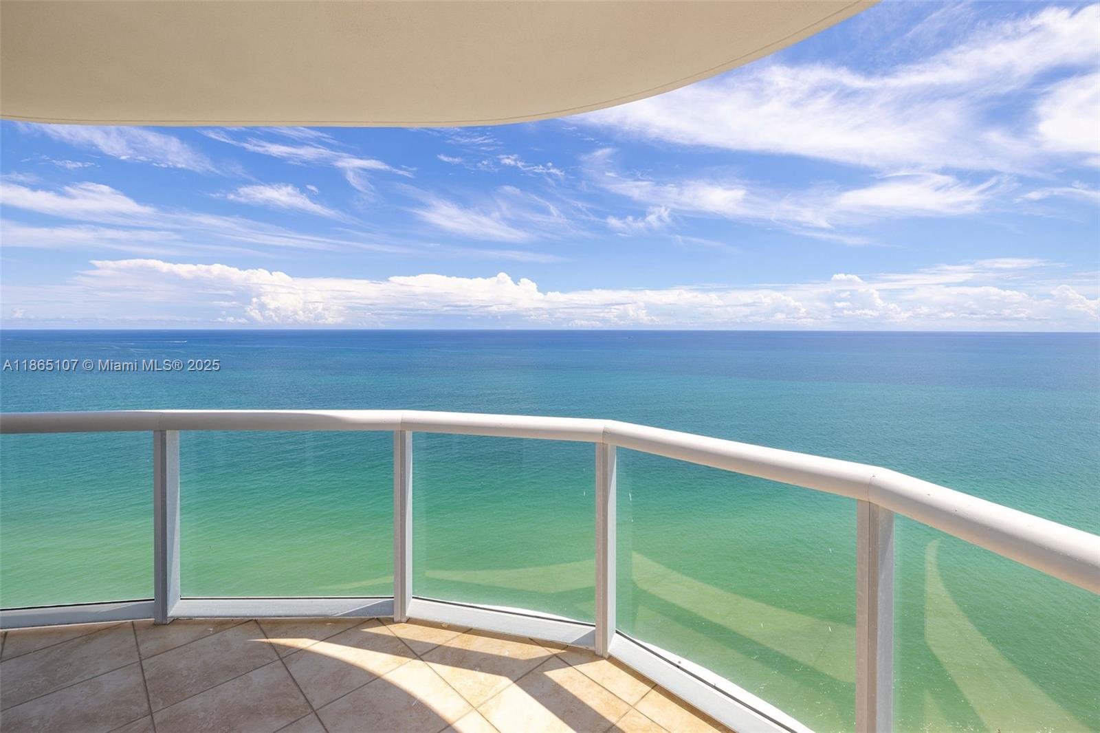 Condo for Sale in Miami Beach, FL