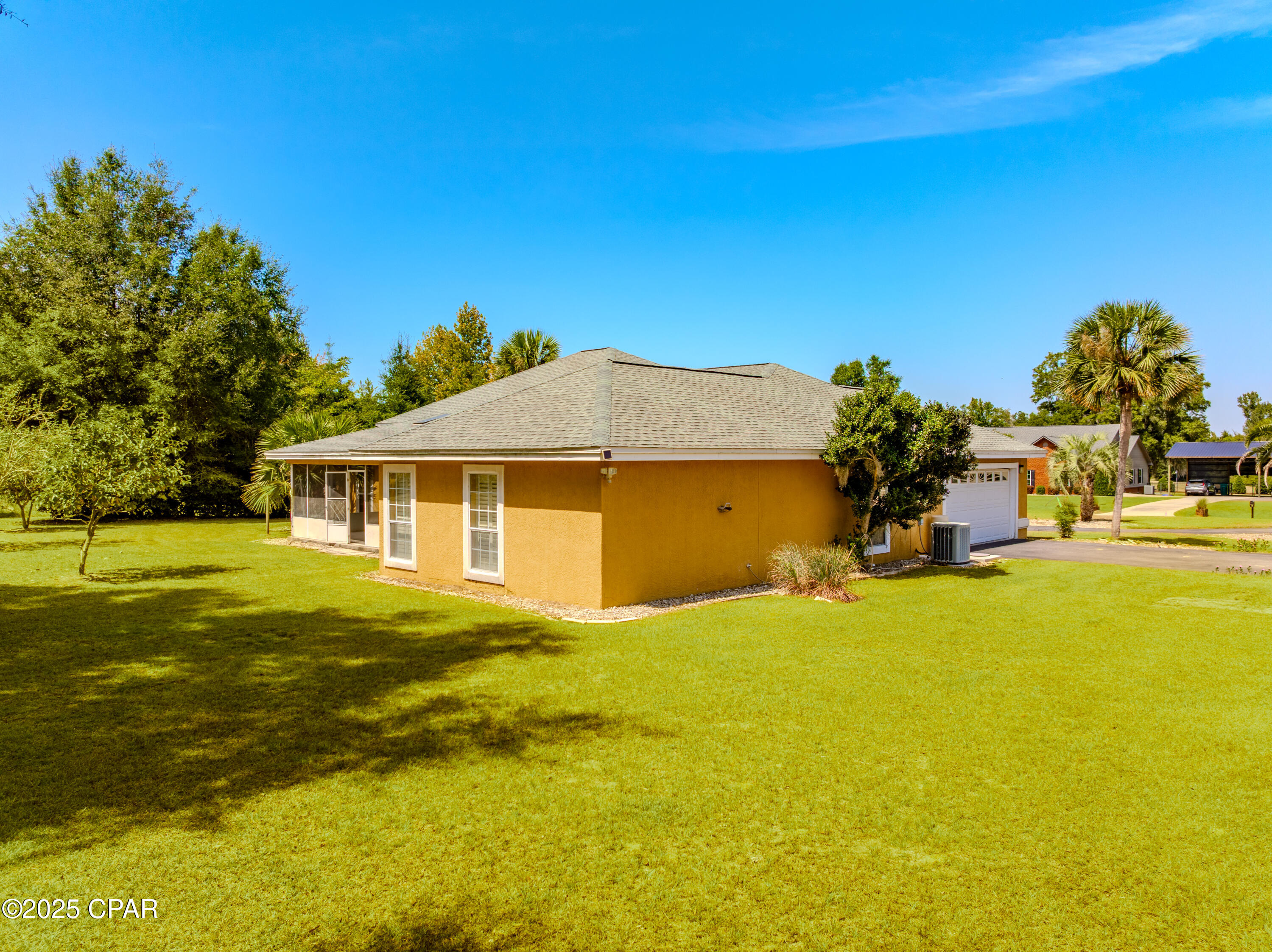 5th image of 5239 Oak Dr, Marianna, FL 32446 | MLS# 779063