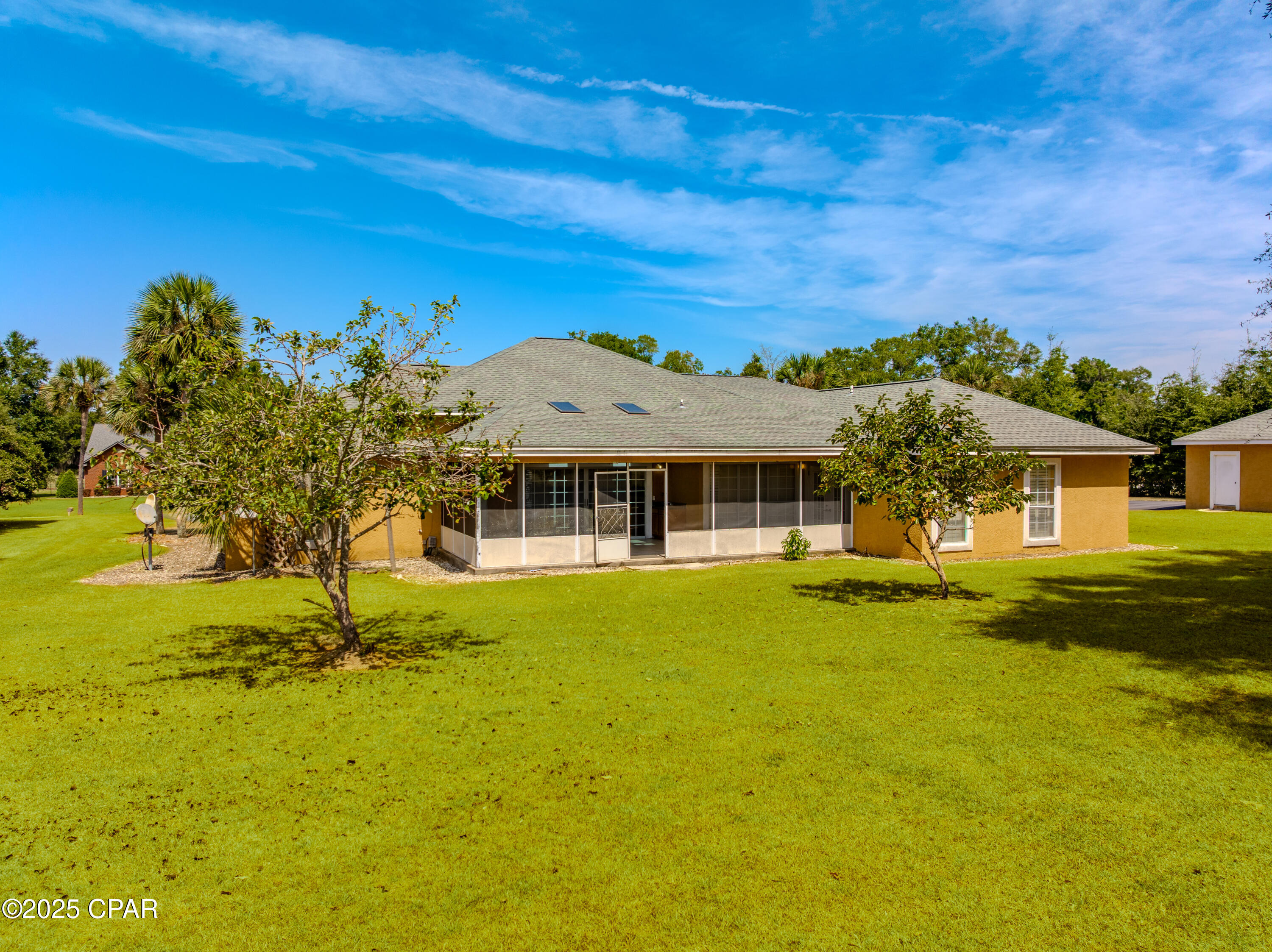 Image 6 For 5239 Oak Drive