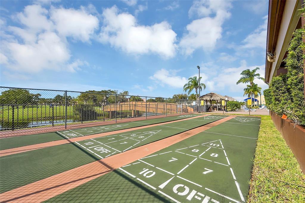 Homes for sale in Sunrise, FL | 9460 Sunrise Lakes Blvd #106, Sunrise, FL 33322 | MLS# F10526719