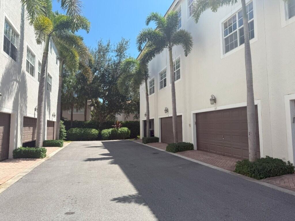 Homes for sale in Hypoluxo, FL | 115 Ocean Cay Way #16, Hypoluxo, FL 33462 | MLS# R11124167