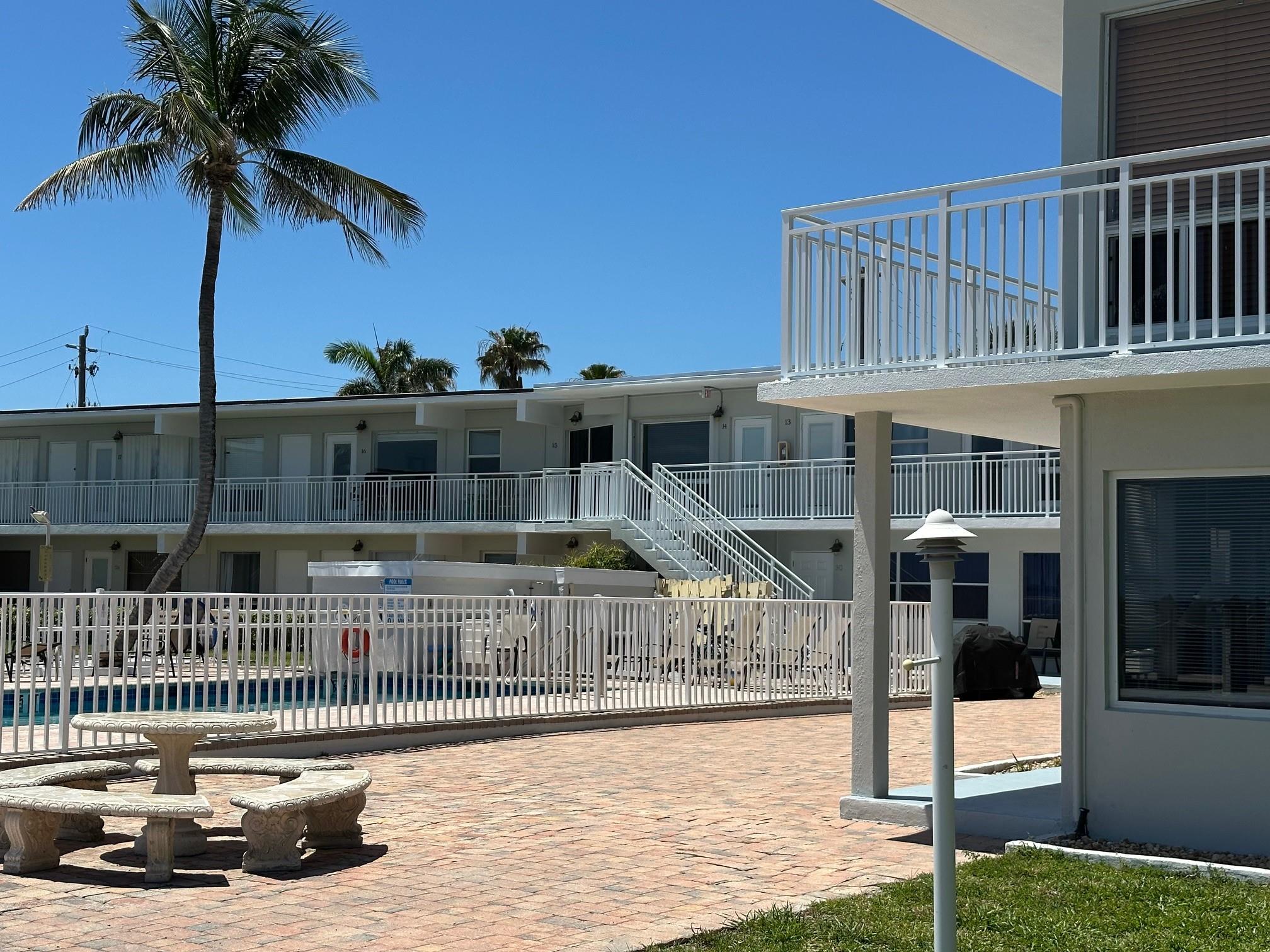 Hillsboro Shores Executiv