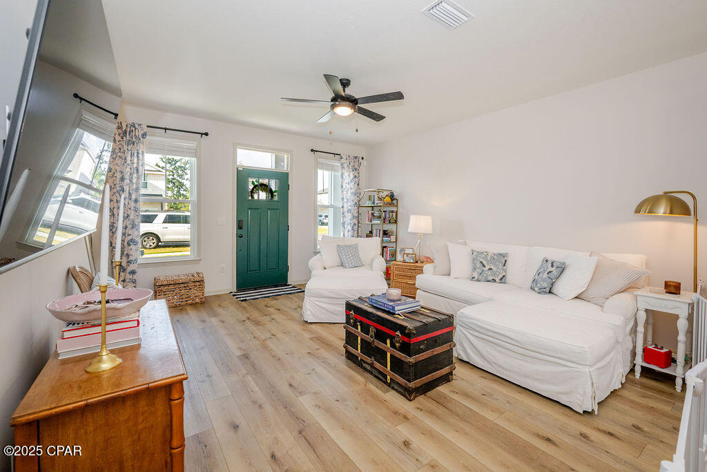 Image 11 For 3520 Mill Point Cove