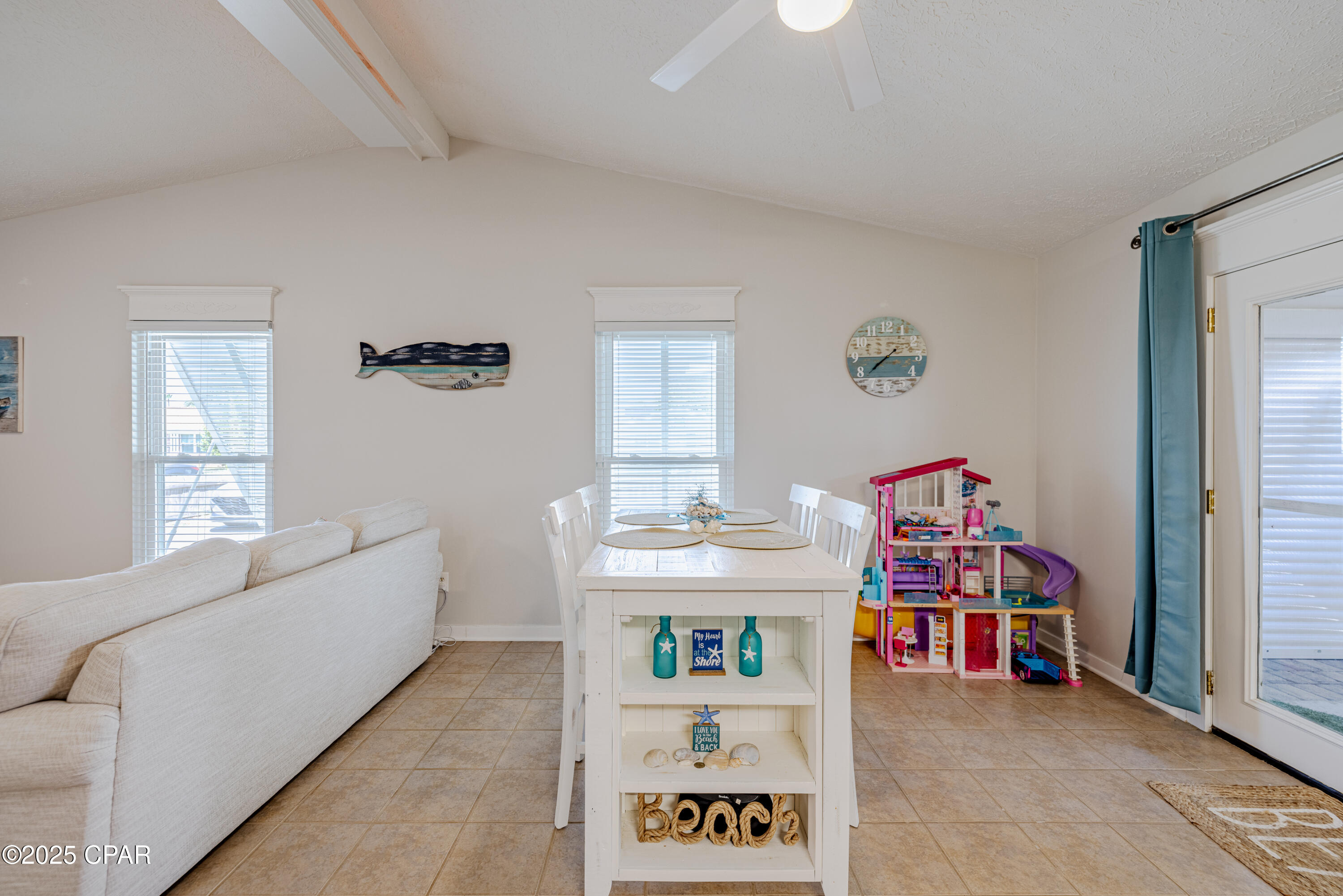 Image 15 For 123 Oleander Circle