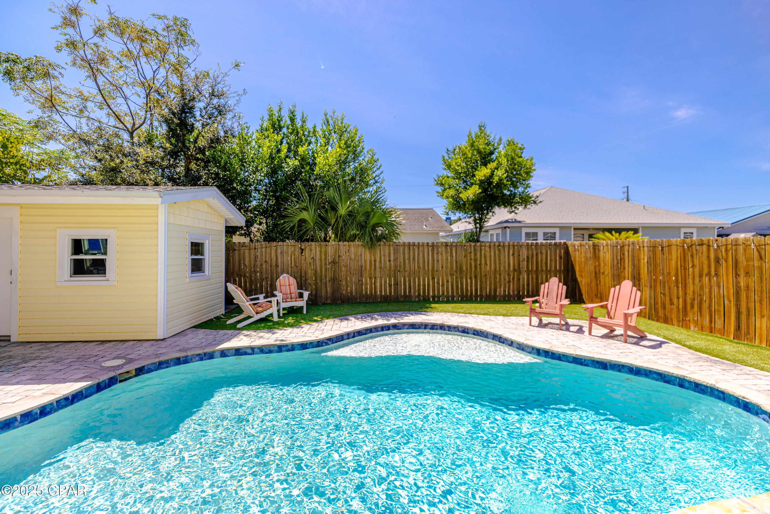 Image 16 For 123 Oleander Circle