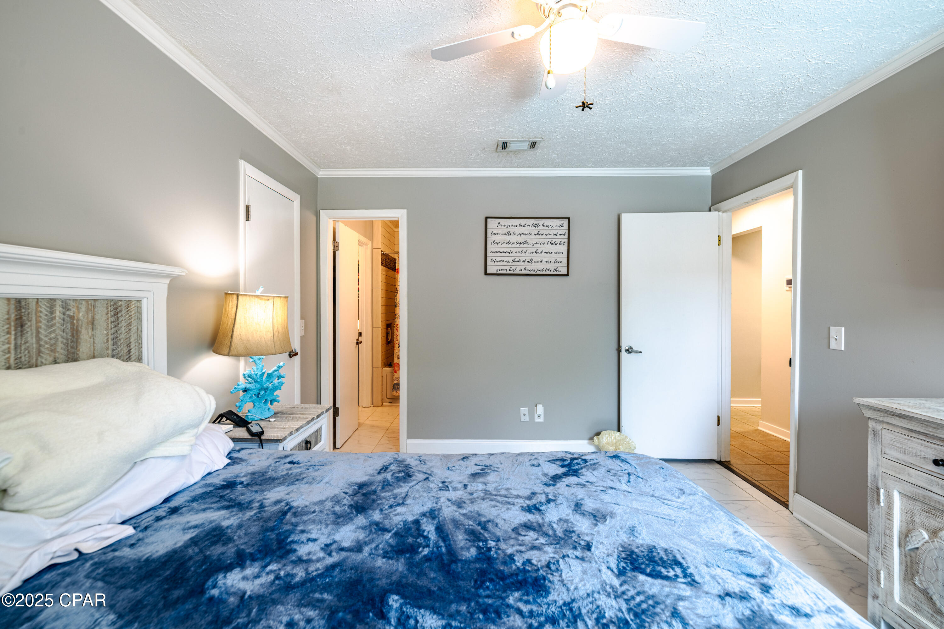 Image 26 For 123 Oleander Circle