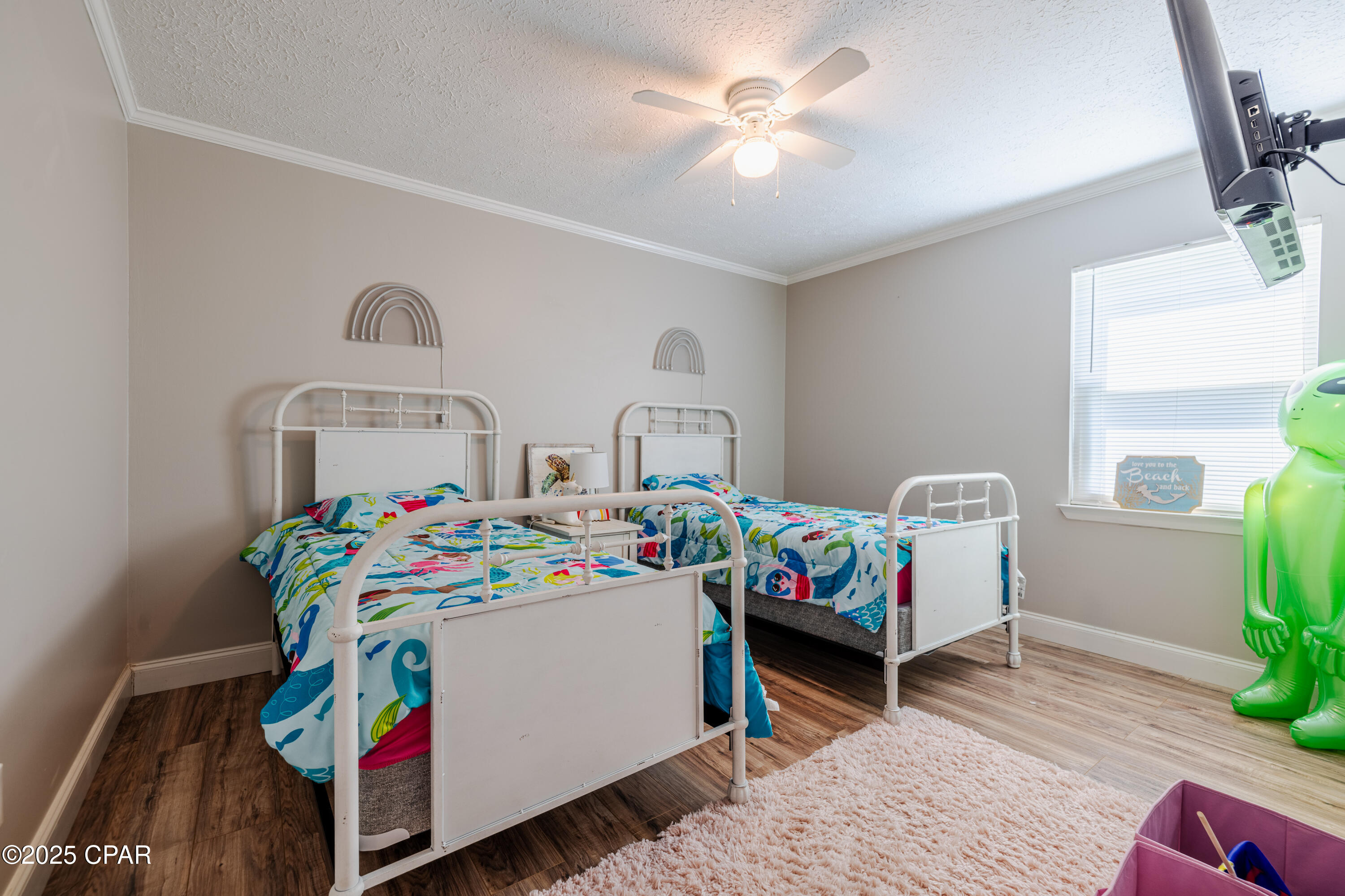 Image 28 For 123 Oleander Circle