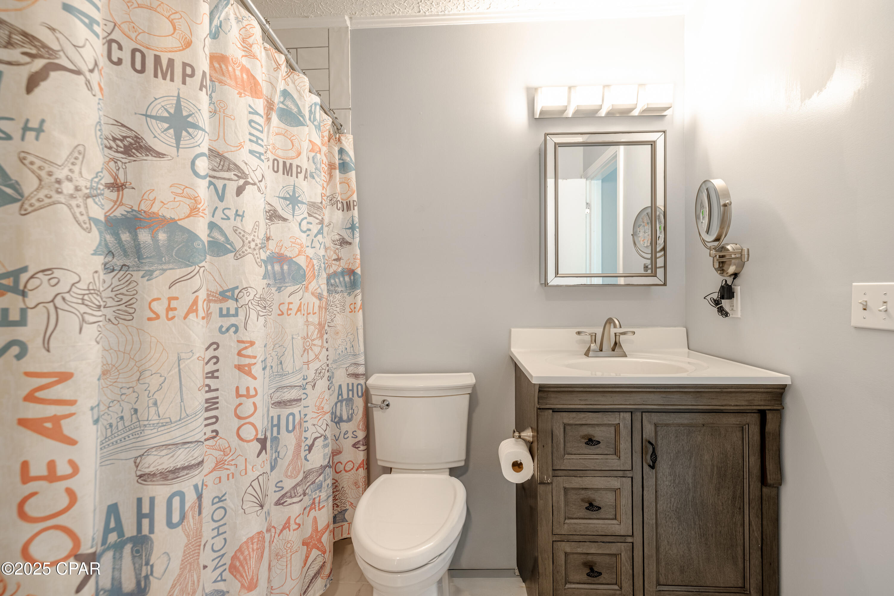 Image 37 For 123 Oleander Circle