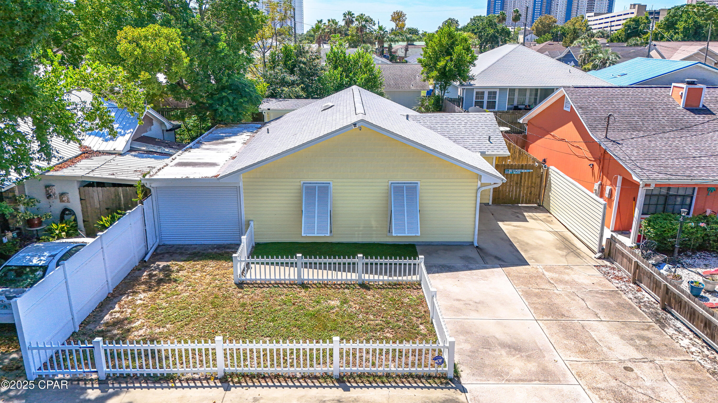 Image 49 For 123 Oleander Circle