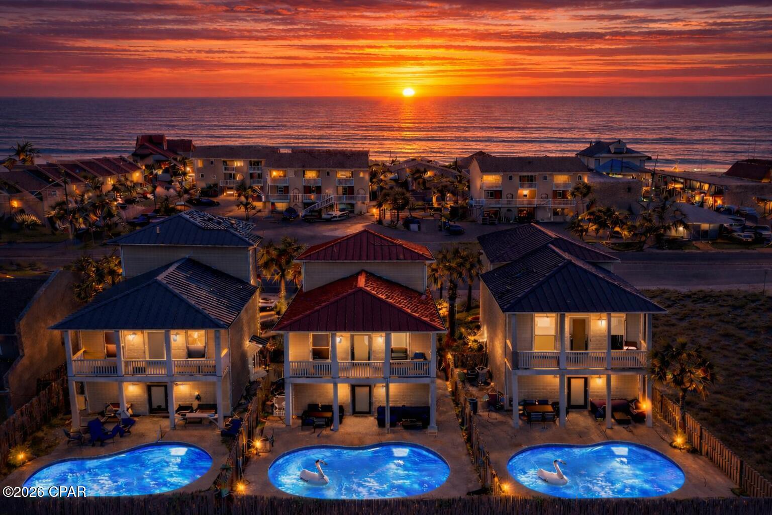 Listing photo id 2 for 5310 Thomas Drive