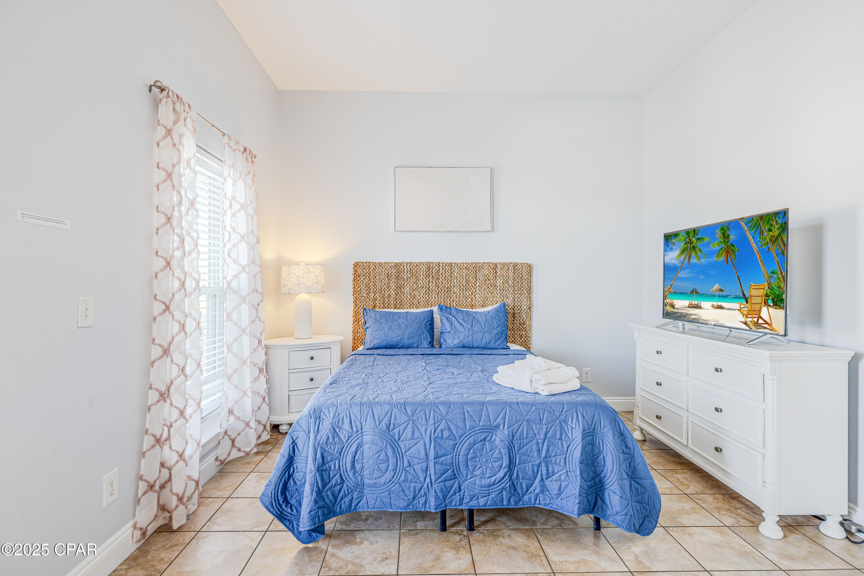 Listing photo id 34 for 5310 Thomas Drive