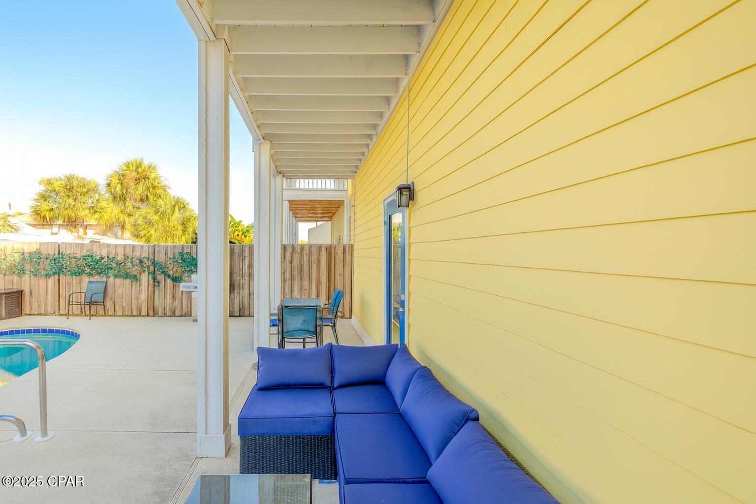 Listing photo id 58 for 5310 Thomas Drive